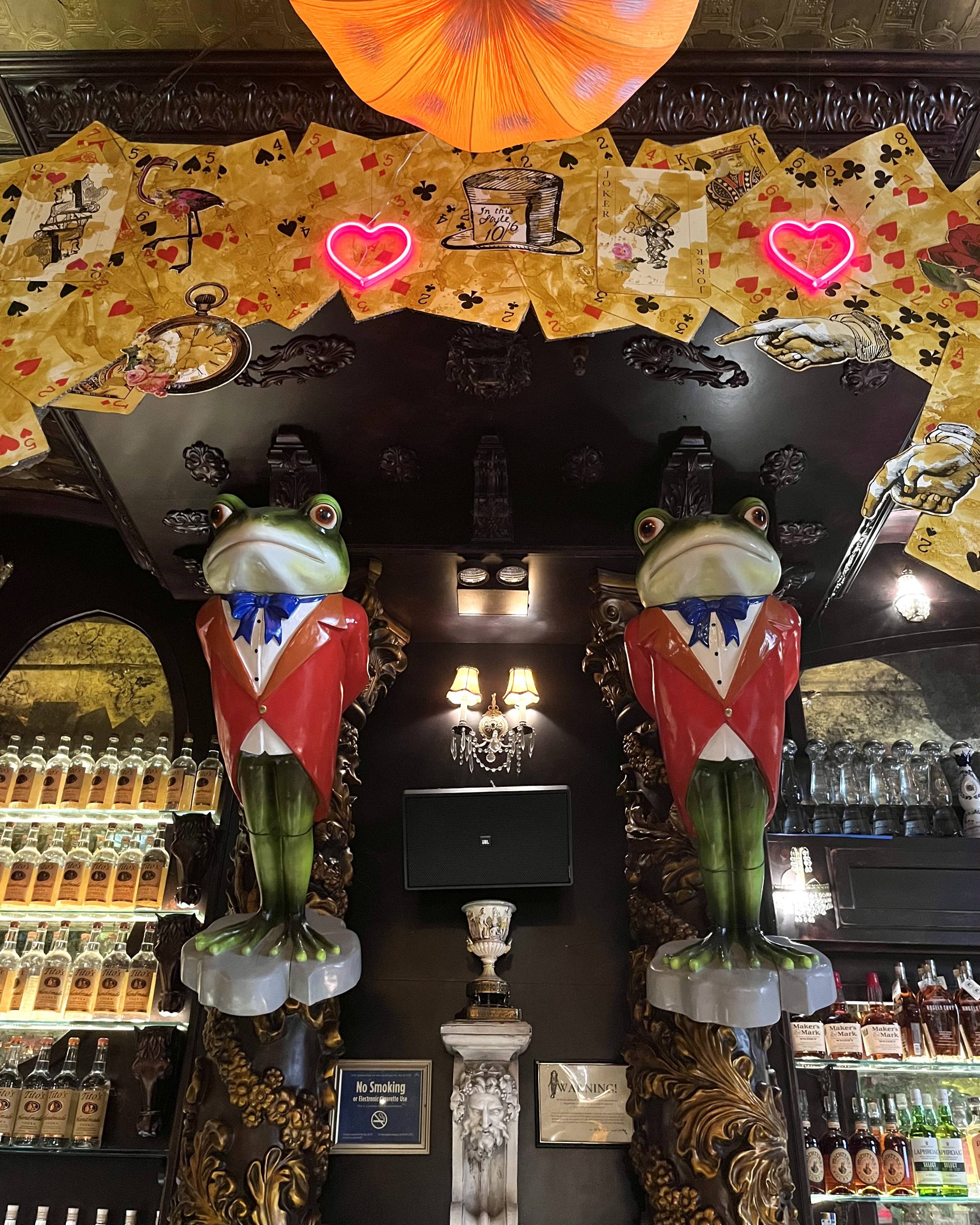 Oscar Wilde NYC Is Decked out in Alice in Wonderland Decor The Exploreist