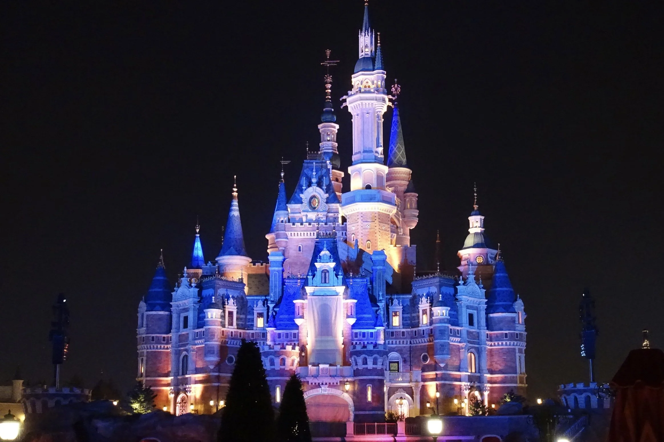 6 Best Disney Castles Around the World, Ranked | The Exploreist