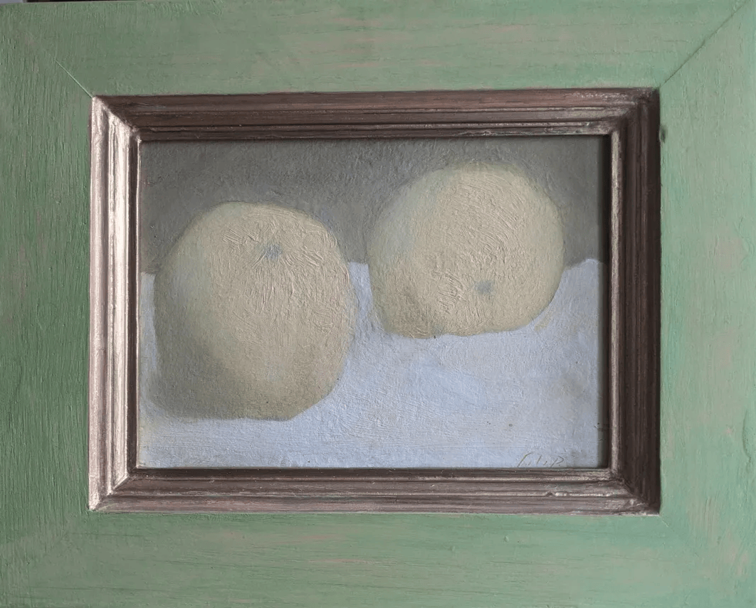 Two Italian quinces" 15 x 19 cm. Oil on panel
Green tempera oak frame