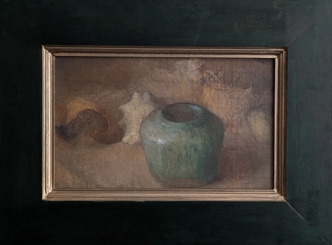 Gingerjar with gourds and fox pelt, 
20.5 x 32.5 cm. Oil on gessoed panel. 
Walnut Frame