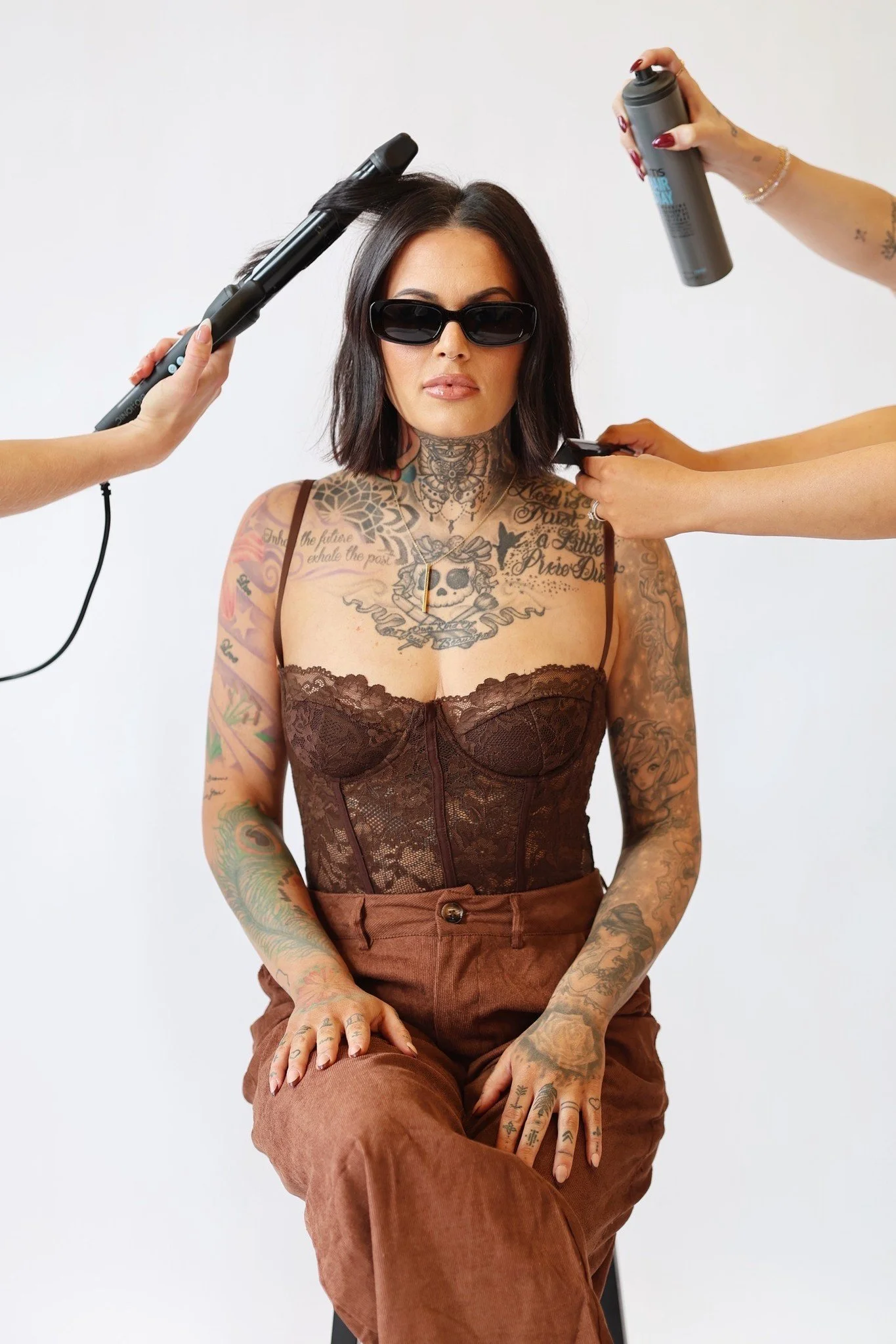 ✨ Stylist Spotlight ✨

Nicole is a wife, mama, and our Mane Owner with 15 years behind the chair.
She creates effortless, lived-in color and extensions for busy women who want beautiful hair that fits their lifestyles.