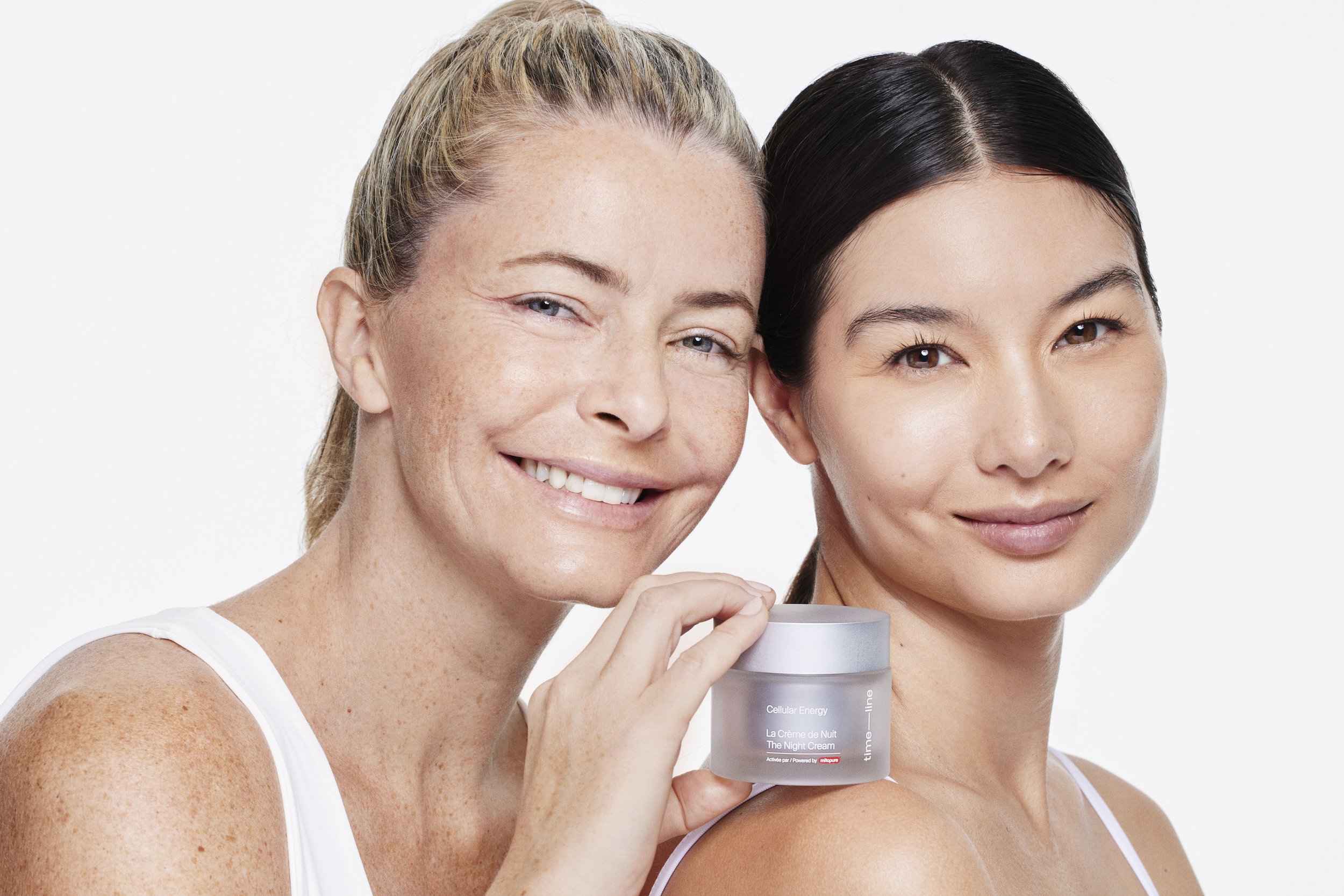 TIMELINE_SKINCARE_12_GROUP_2475-min.jpg