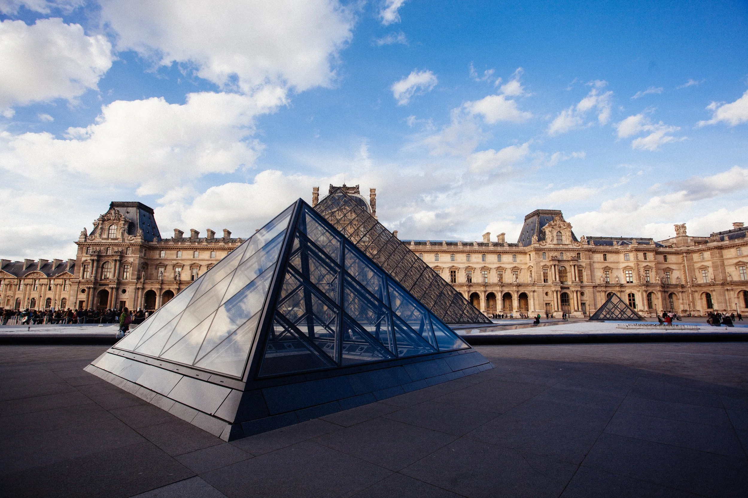 Paris, FR