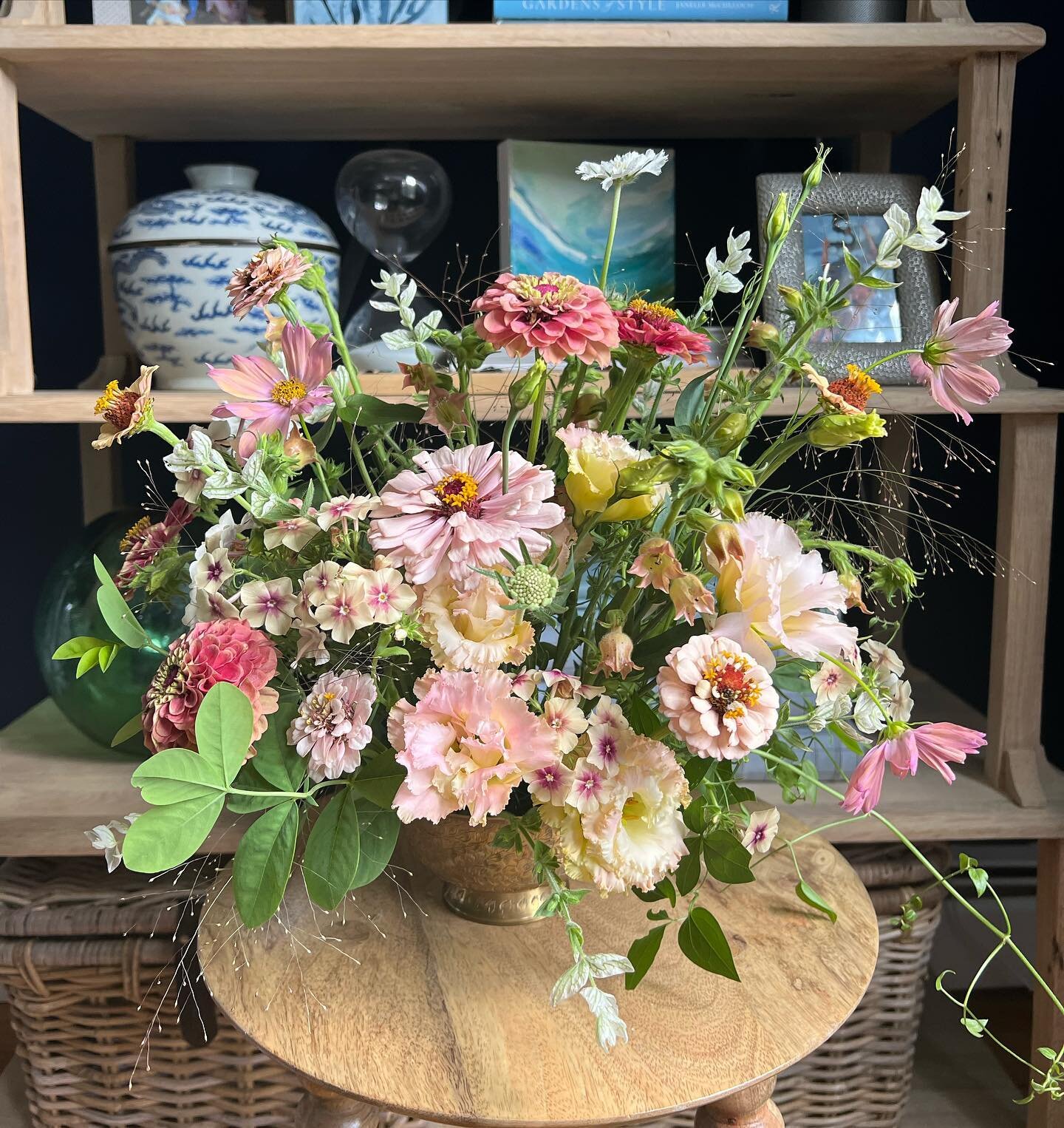 Friday Flowers 🌸 

These are just for me to get me out of a mid-summer funk. Inspiration is typically overflowing by this point in the summer but early bug pressures, new garden soil and torrential rains have everything looking nibbled on, water log