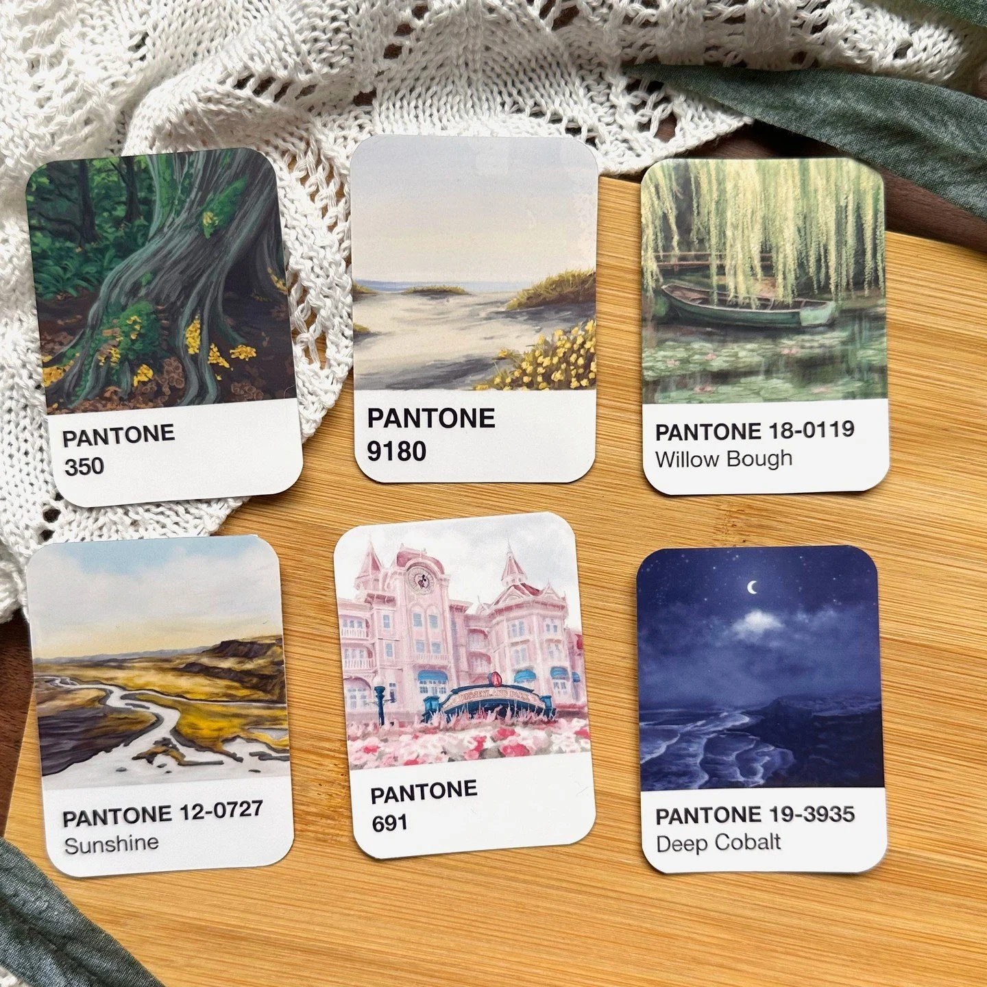 Updated the design a bit and added more options. There&rsquo;s now 14 designs. These are the landscapes. There&rsquo;s also animals and flowers.

You can find the link in my bio! ❤️