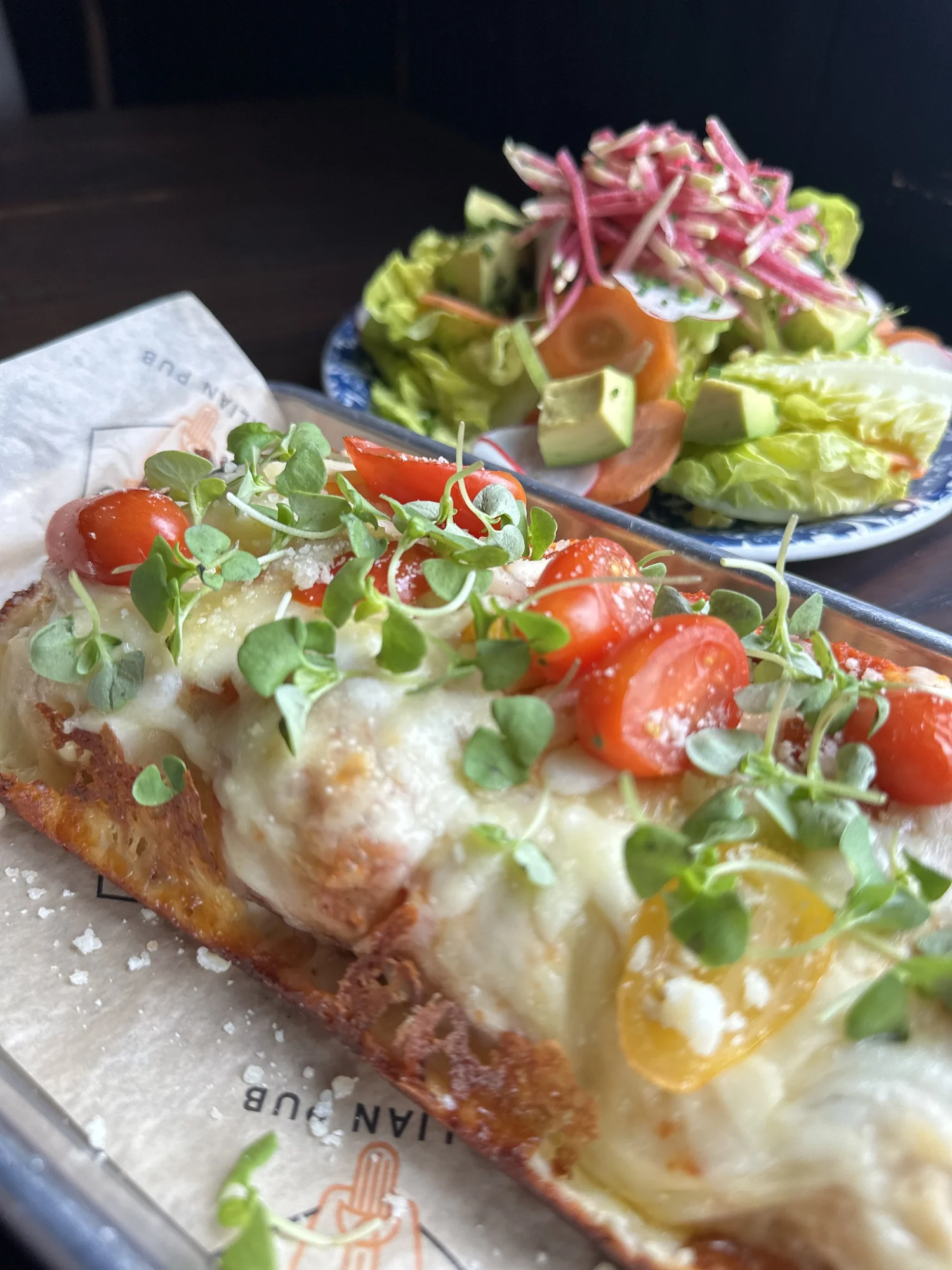 Ella's Italian Pub - Elmhurst