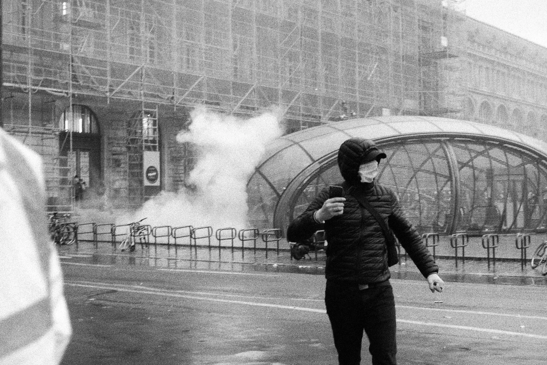 De jaune vêtu, Paris, Caroline Le Com, 2018