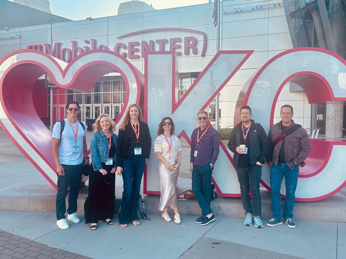 We are IRL and it feels good!  We are in Kansas City enjoying listening to great speakers at the Mirren Live Conference and, of course, inhaling delicious KC BBQ. 

Special thank you to Mirren and @barkleyus for hosting us.  And a heartfelt thank you