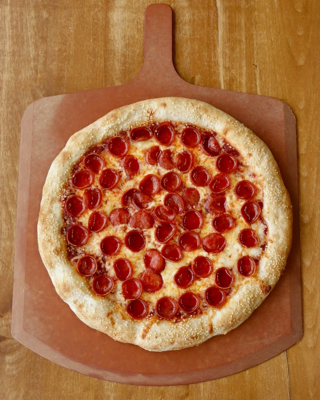 Bring on the December Feature Pizzas!

Our take on a classic favourite, Pep Honey Pie 🍕🍯
Doubled up dry-cured cupping pepperoni, mozzarella cheese blend and homemade pizza base sauce. We finished the pizza with a generous honey drizzle and sprinkle