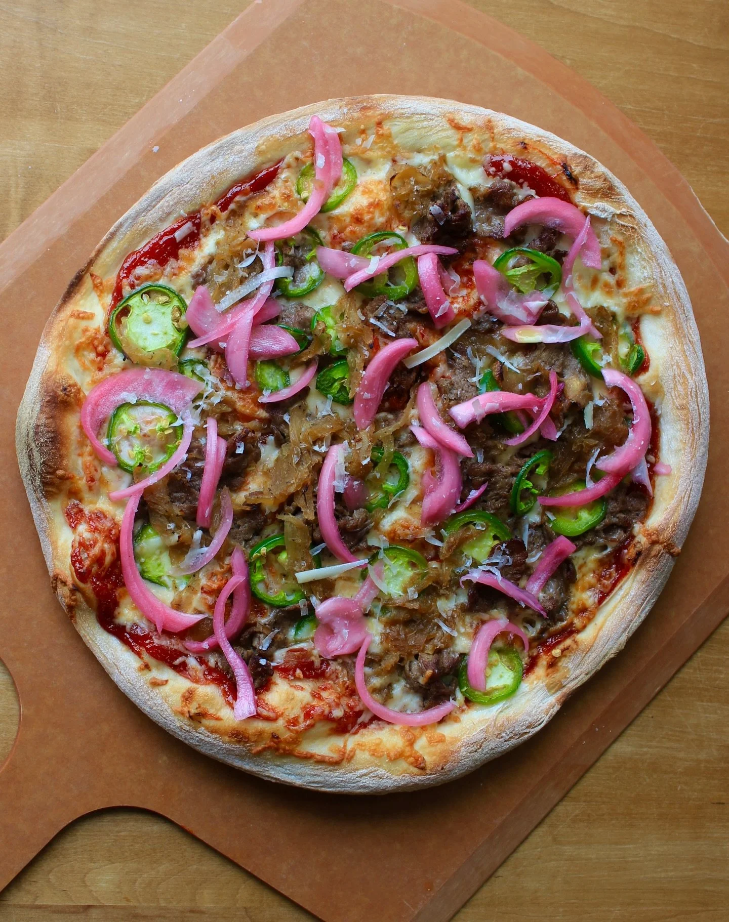We&rsquo;re heading into April with the return of two fan favourites 🍕

🔥 Backyard BBQ
A crowd favourite for a reason. Chipotle barbecue sauce layered with shaved beef and smoked gouda, finished with caramelized onions, jalape&ntilde;os, pickled re