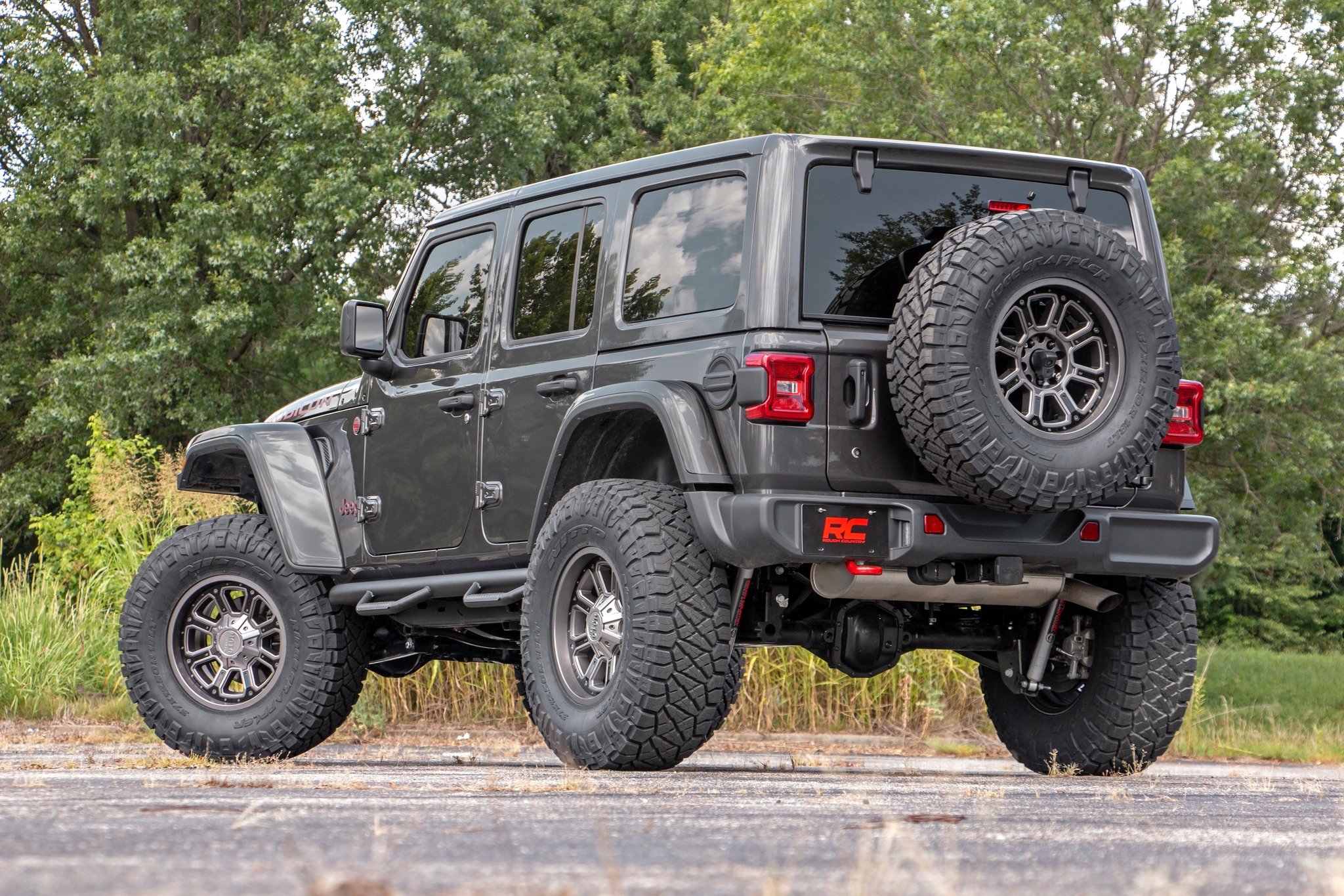 Working with us means working with our brands &mdash; that's why we choose the best! @roughcountry  is a leading manufacturer and distributor of off-road accessories and suspension systems. They use their expertise to help you take your ride from sta