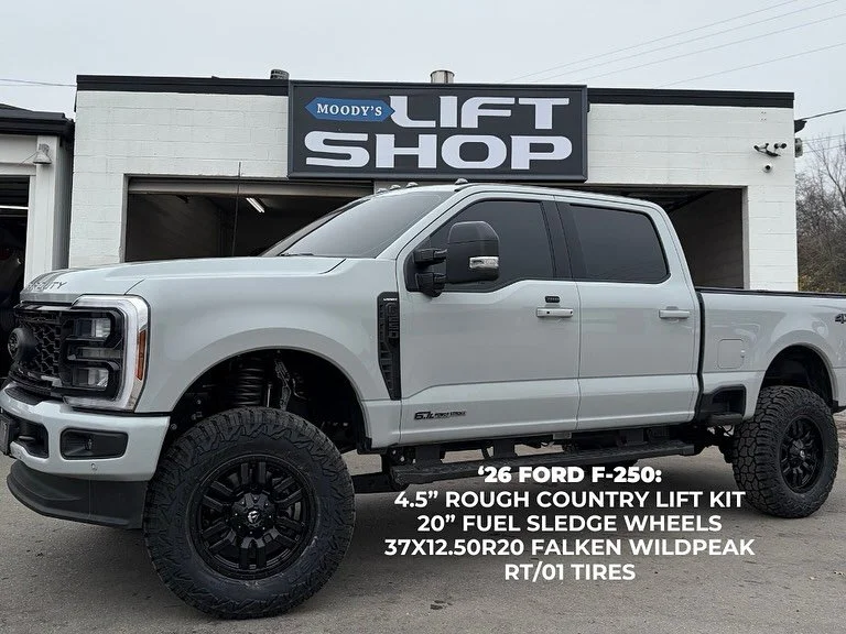 Heavy duty done right. 🔥 &lsquo;26 Ford F-250 heading out of the shop with: 
- 4.5&rdquo; @roughcountry Lift Kit
- 20&rdquo; @fueloffroad Sledge Wheels 
- 37x12.50r20 @falkentire Wildpeak RT/01 Tires 

Like what you see? Hit the link in our bio and 