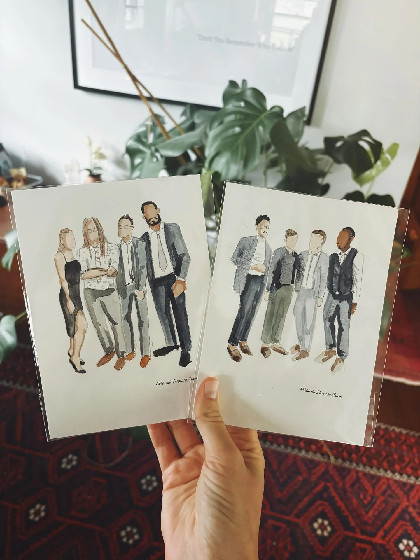 Guess who is who?! Such a cool wedding idea: personalized guest (and/or band) hand drawn portraits 🎨🧑‍🎨