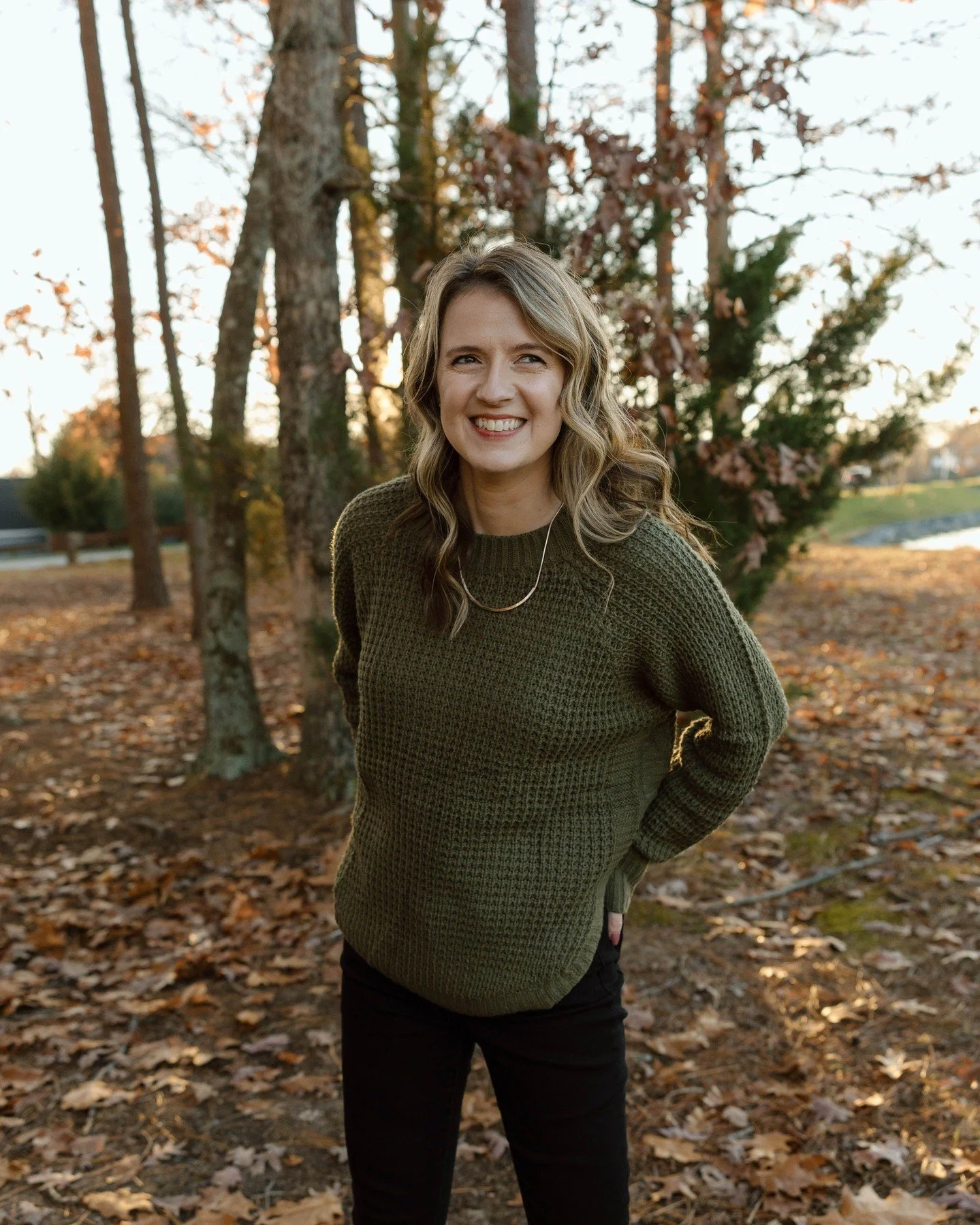 If you&rsquo;re newly engaged&mdash;congratulations! 🥂✨⁣
⁣
I&rsquo;m Kara, the designer, artist, and heart behind Reverie Paper Co., where wedding stationery becomes a keepsake you&rsquo;ll treasure long after the day has passed.⁣
⁣
I believe your p