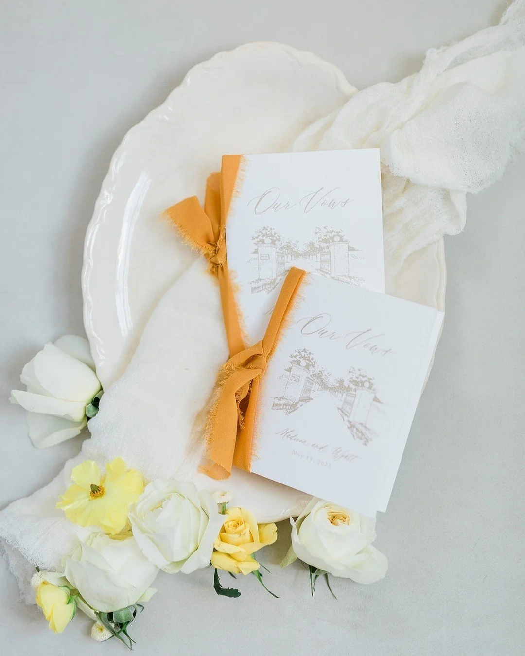 One of the most underrated pieces of wedding day paper? The vow book. ✨

It&rsquo;s almost always a last-minute add-on, but it&rsquo;s one detail couples are so glad they included.

When it&rsquo;s time to read your vows, the last thing you want is t