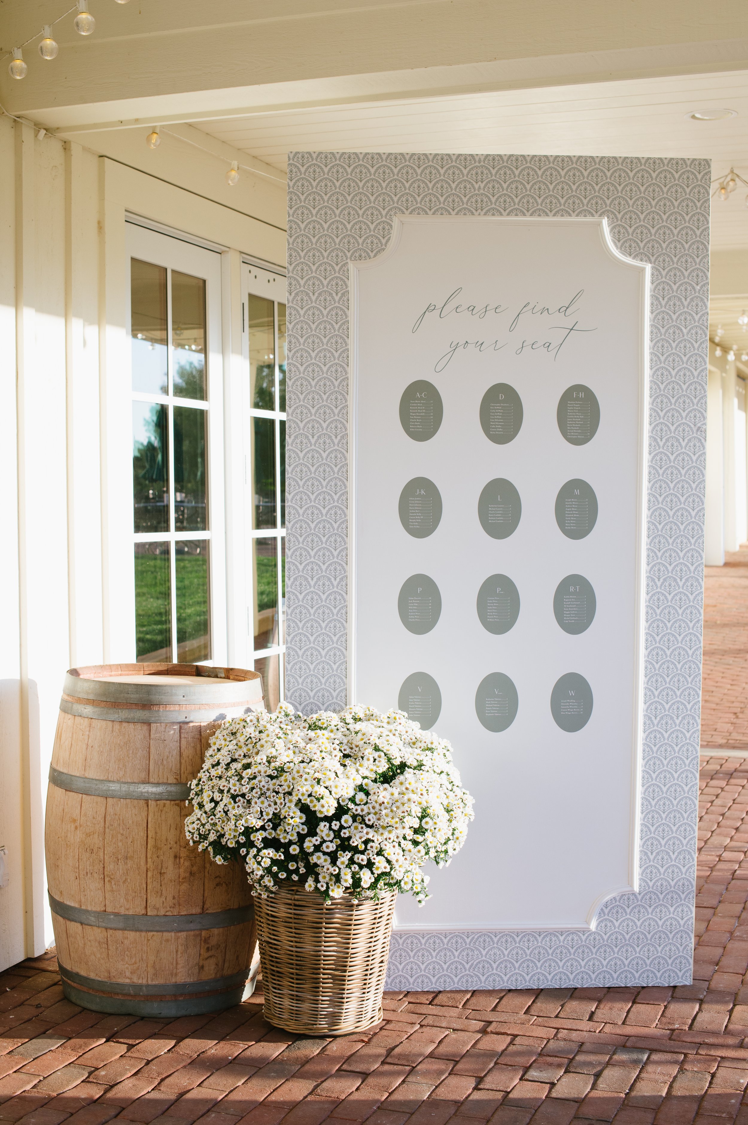 Wedding Signage That Works Hard (and Looks Beautiful)