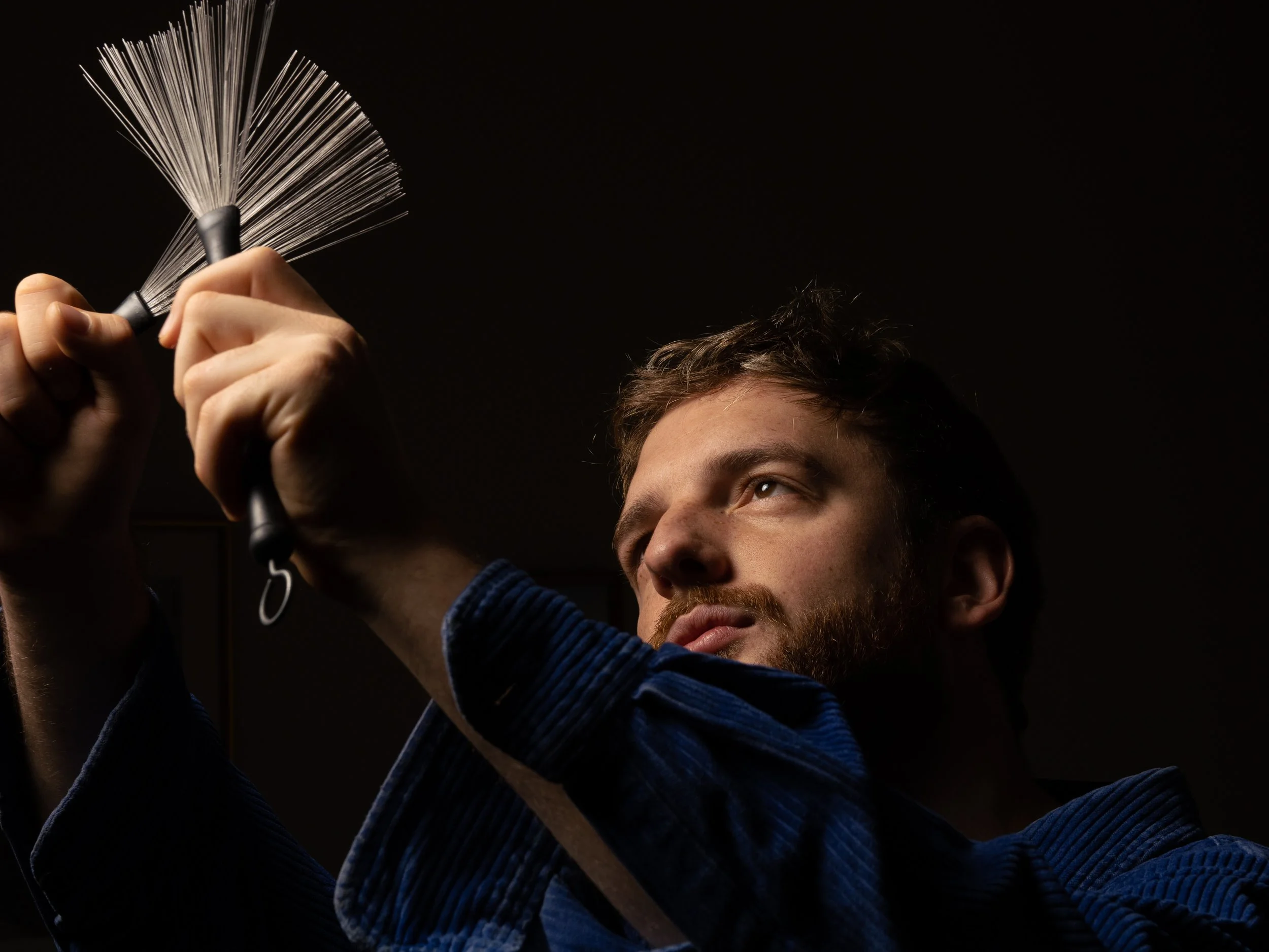 lucas johnson pressefoto 2023-by victor hege landscape brushes.jpeg