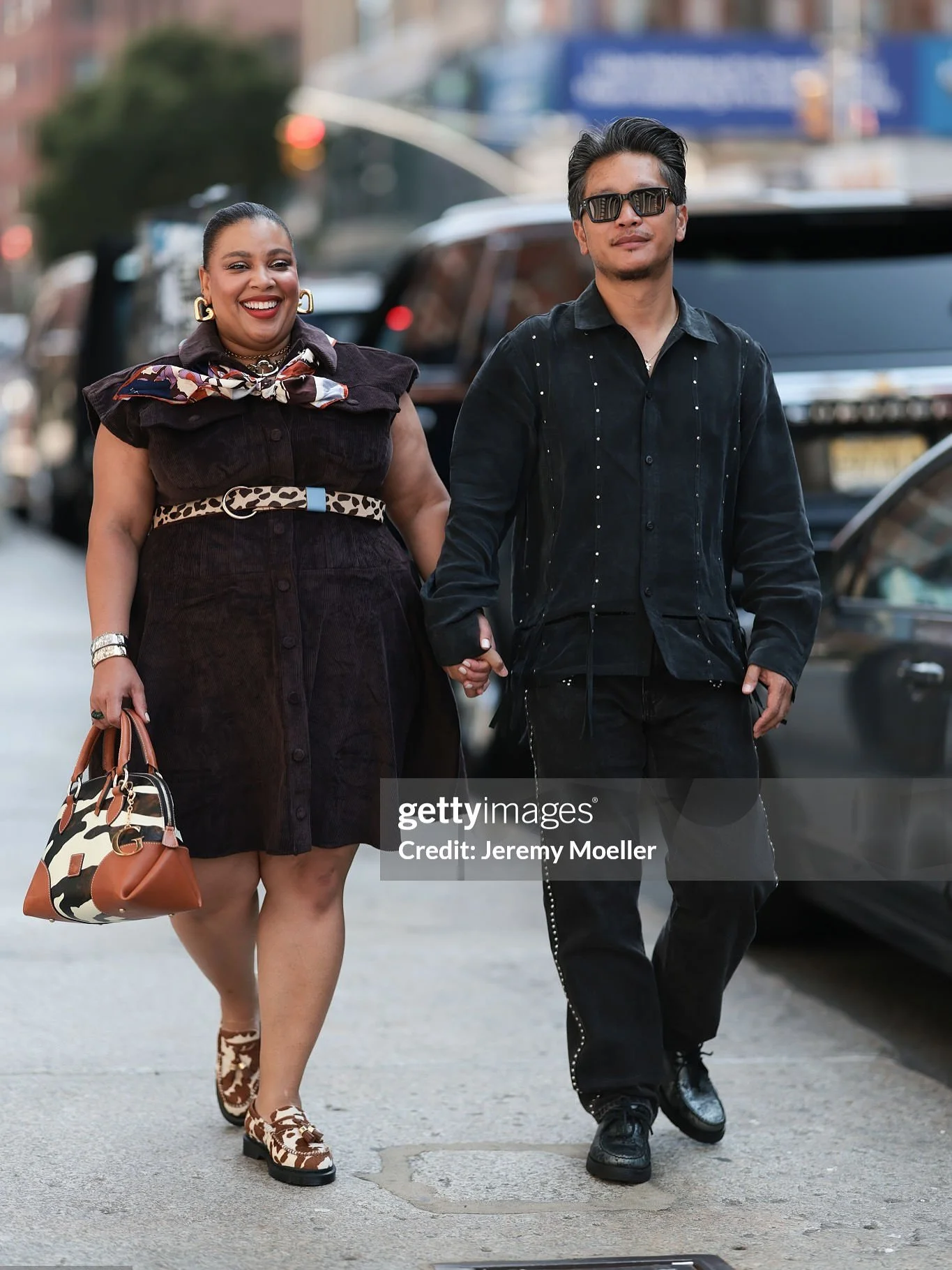 ♾️ #iykyk 
#kithnyc #kith #supreme #drmartensstyle #drmartenstyle #drmartens #biracialcouples #couplesoutfits #millenials