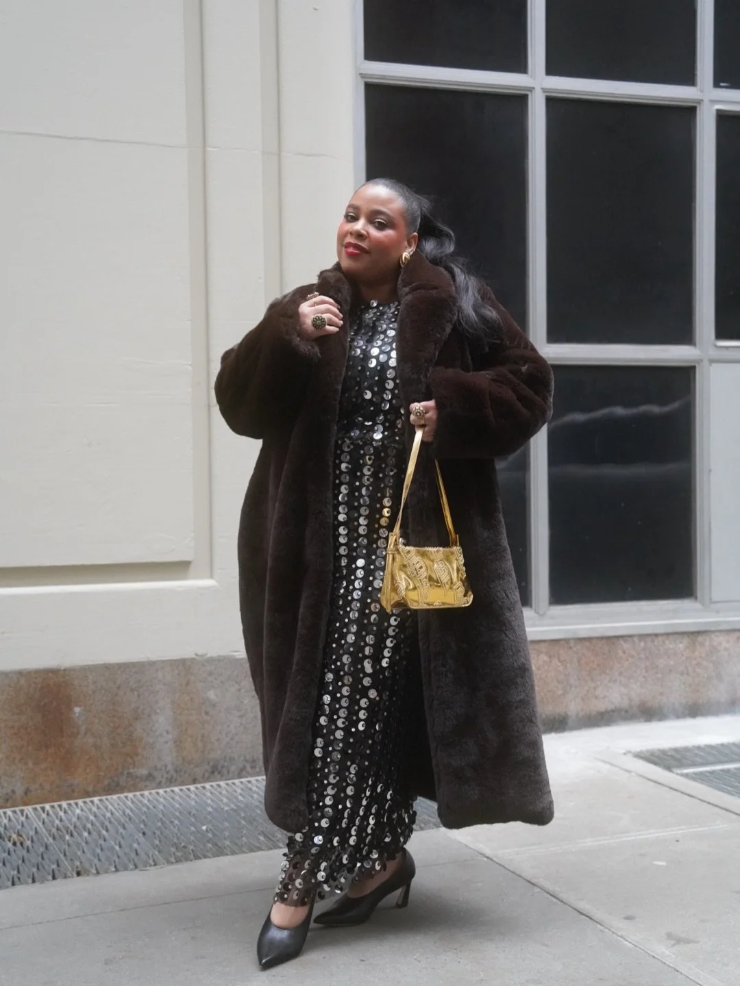 New York Nights Hit Different ✨

#xoq #getthelook #styleover40 #makeupover40 #nycnights