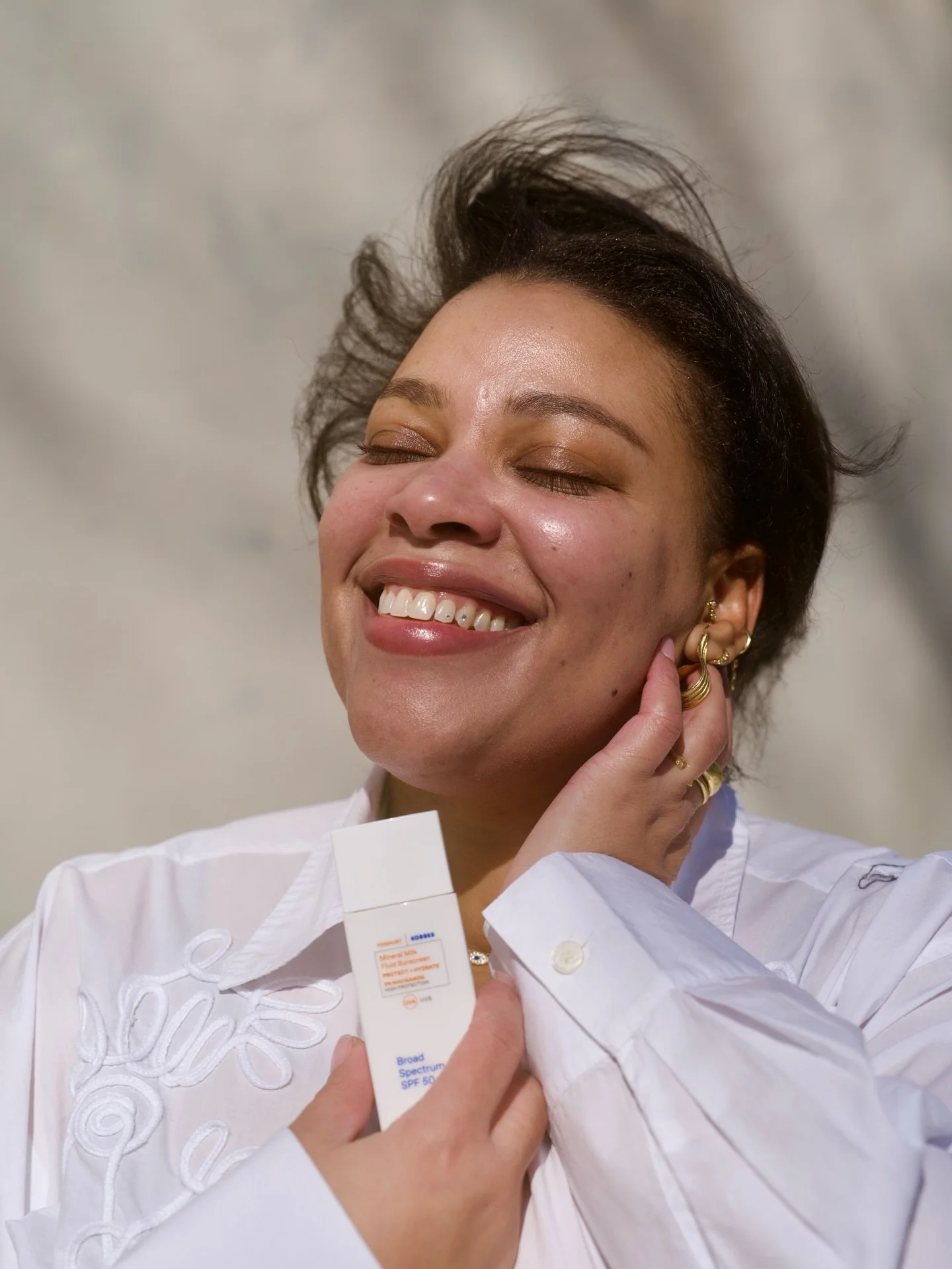 Sunny days ahead, and healthy skin is always in.
Wearing @Korres Mineral Milk Fluid Sunscreen SPF 50 a featherlight, skin-loving SPF that hydrates like skincare and protects like a shield.

Think: luminous, even-toned, sun-kissed skin&hellip; without