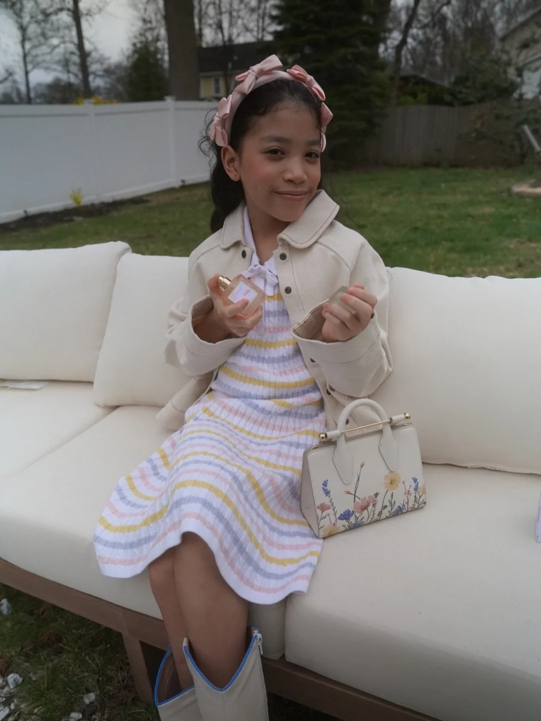 Soft sweetness, sunlight, and a touch of nostalgia 🫧
This Easter, @dartagnan.lou wearing Kurky Eau Parfum&eacute;e by @maisonfranciskurkdjian 🍬✨

A sheer veil of fruity candy accords wrapped in delicate white musks, it melts into the skin like a me