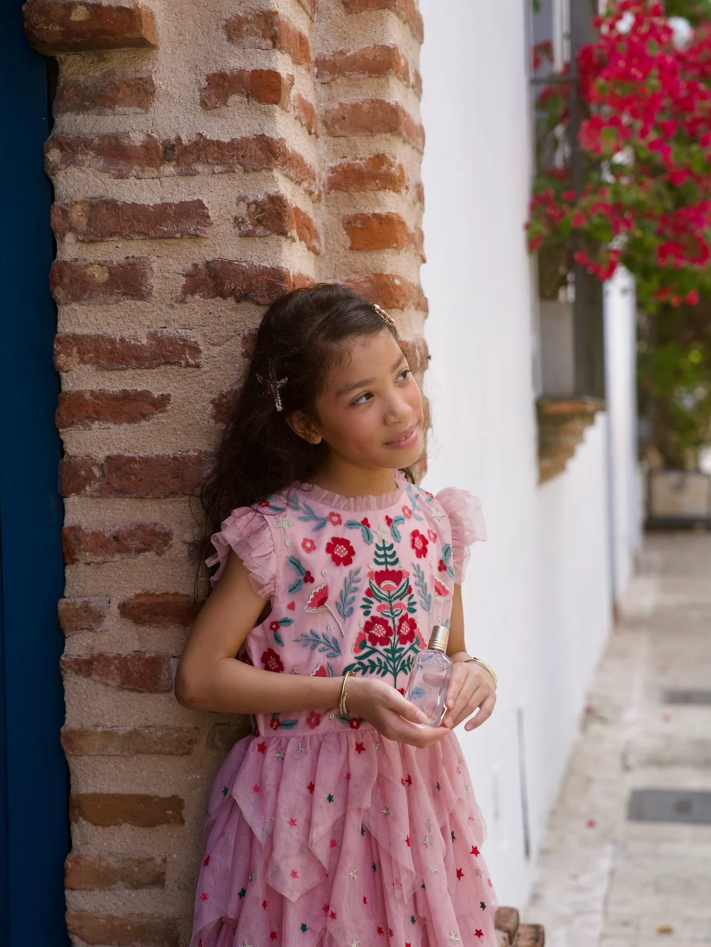 @loccitane Nuit Festive &mdash; Cassis Noir &amp; Vanille 🍇✨

A fragrance born in the glow of the holiday season&hellip; now lingering beautifully into spring.

L&rsquo;Occitane&rsquo;s Nuit Festive wraps the skin in juicy cassis noir, softened by c