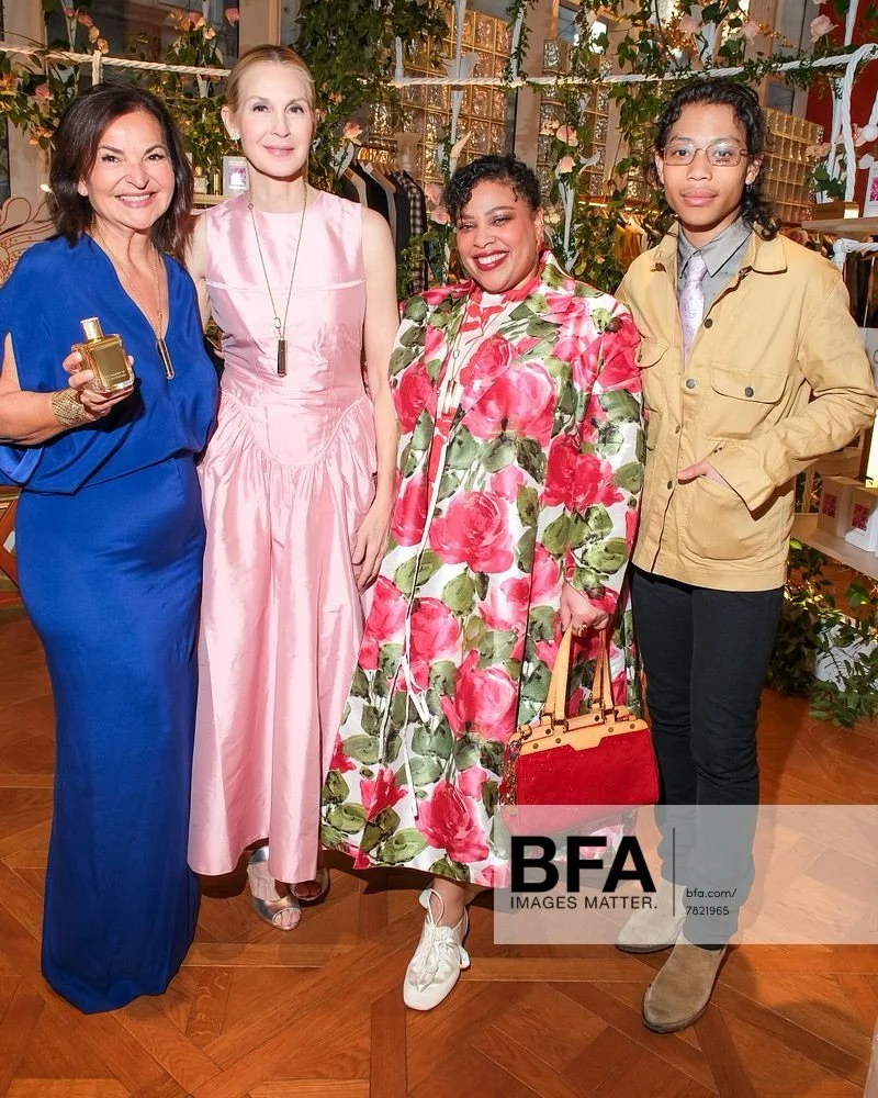 An evening at @printempsnewyork , celebrating the art of scent and the beauty of collaboration. 🌹✨

@veroniquegabai Rose Premi&egrave;re Eau de Parfum created with @kellyrutherford and V&eacute;ronique Gabai is a modern interpretation of rose, lumin