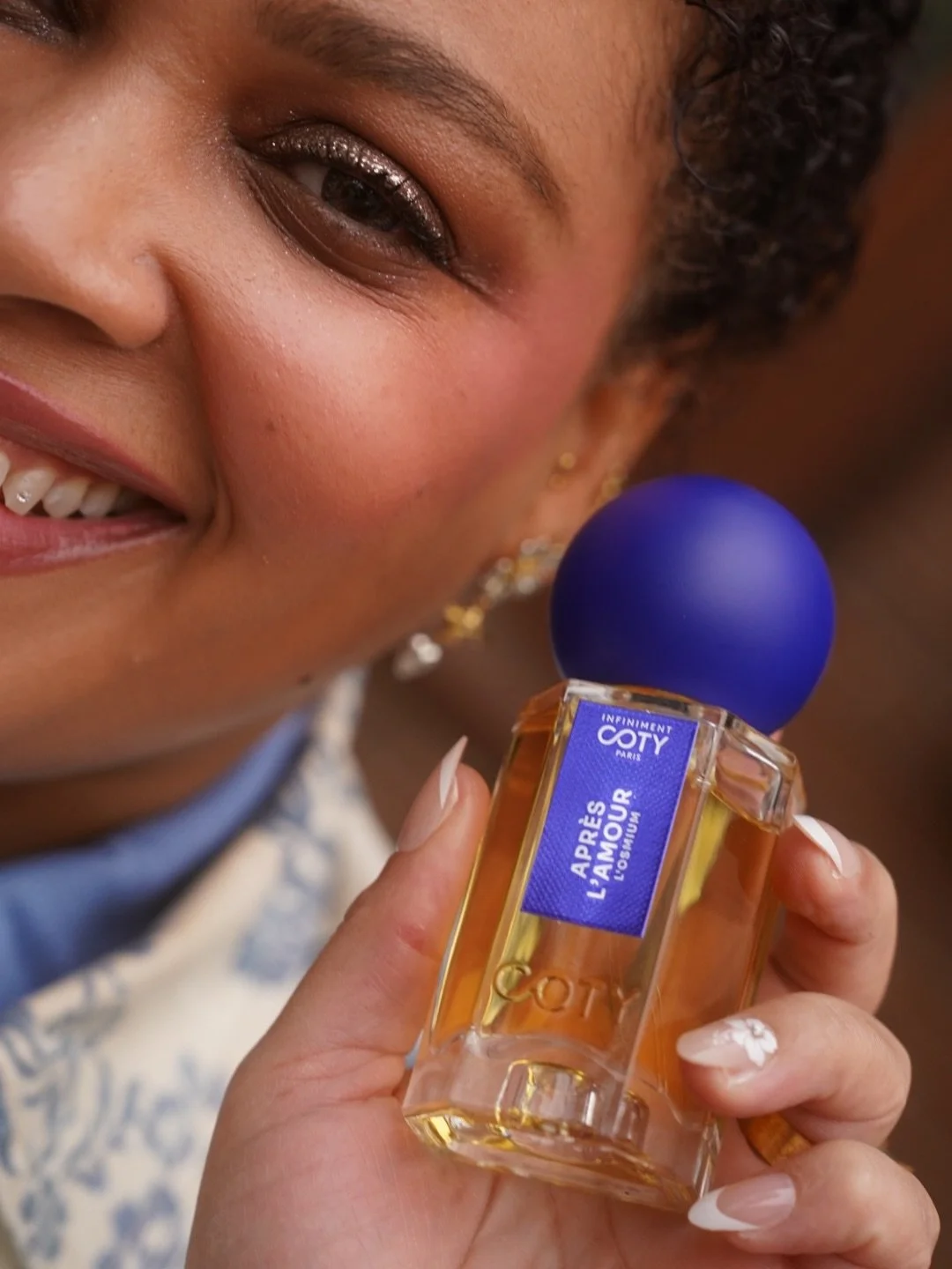 Prepare to have your mind completely blown by the new Les Osmiums collection from INFINIMENT COTY PARIS￼ three ultra-concentrated Extrait de Parfums drenched in amber, sensuality, and addictive depth.

✨ ENCORE UNE FOIS L&rsquo;OSMIUM by perfumer Fab