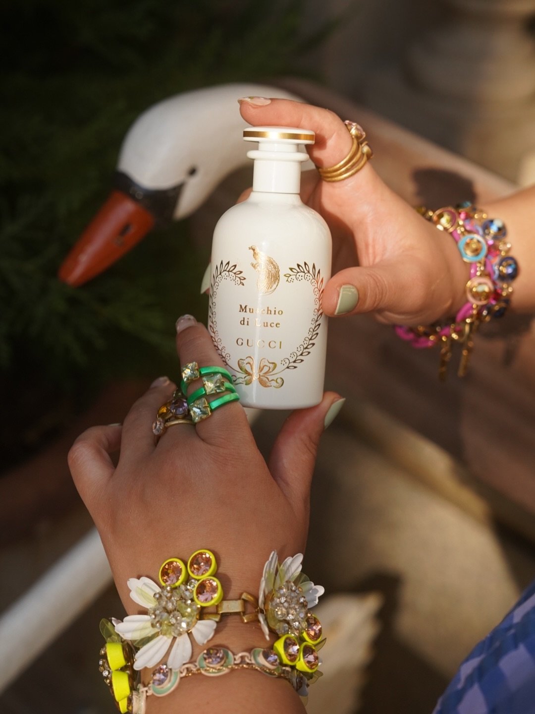 A happy day to wear Gucci The Alchemist&rsquo;s Garden Muschio di Luce Eau de Parfum. ☁️✨ @guccibeauty 

An ethereal veil of luminous musk, creamy sandalwood, elegant vetiver, and soft spice, Muschio di Luce feels like quiet luxury bottled. Created b