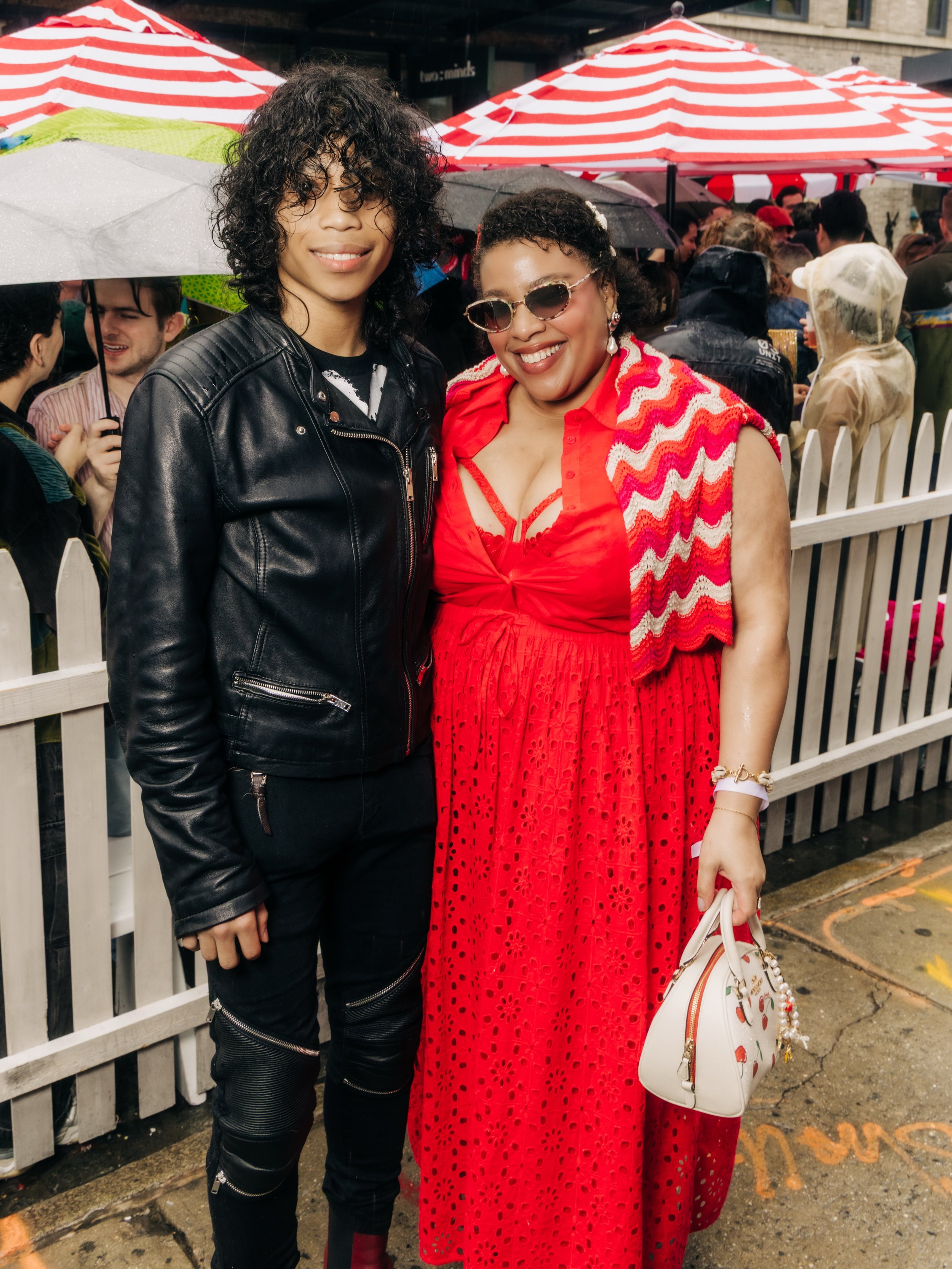 Summer weather in NYC may be unpredictable, but one thing is certain in a @krewe party a good time will always be had. Rain or shine, the @krewe knows how to turn every moment into a fun memory.

#NYCSummer #NewYorkCityStyle #SummerInNYC #CityMoments