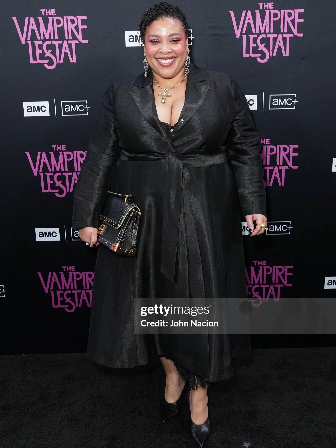 A night with the immortals. 🩸✨

Attended the exclusive NYC premiere event for @amcsannerice The Vampire Lestat at the iconic Beacon Theatre ahead of its June 7 debut on @amcplus . The evening featured a special concert performance by Sam Reid, bring