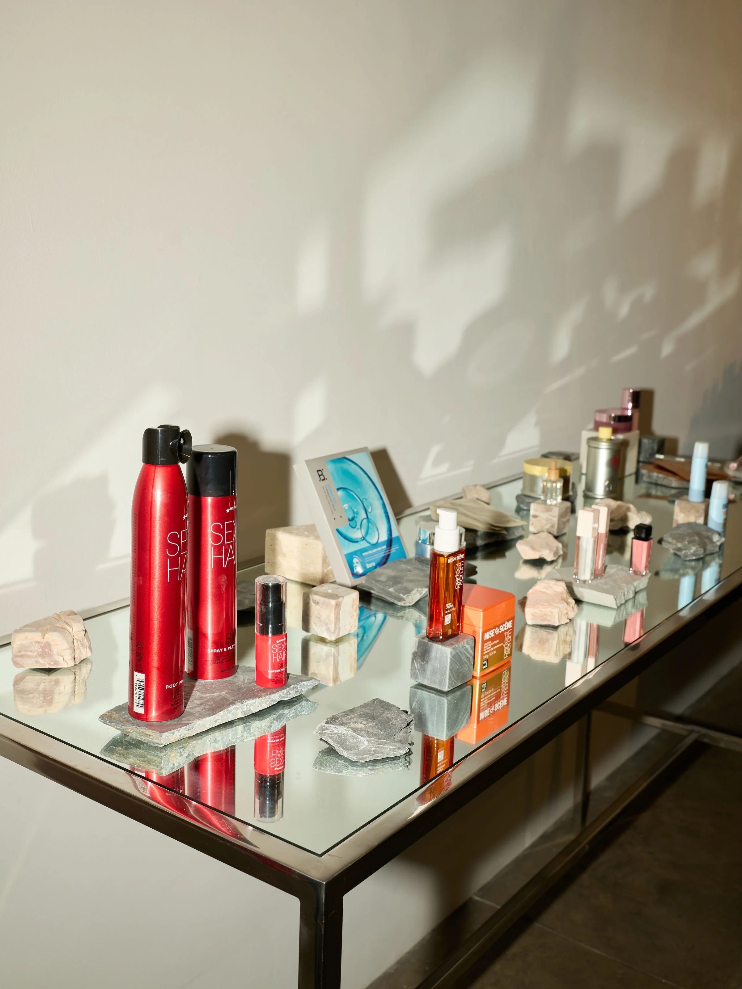 Bollare in the City 🗽✨

A NYFW styling suite made for discovery. I stopped by @Bollare gifting suite of a beautifully curated selection of this season&rsquo;s must-haves across fashion, footwear, accessories, beauty, and skincare.

There&rsquo;s som