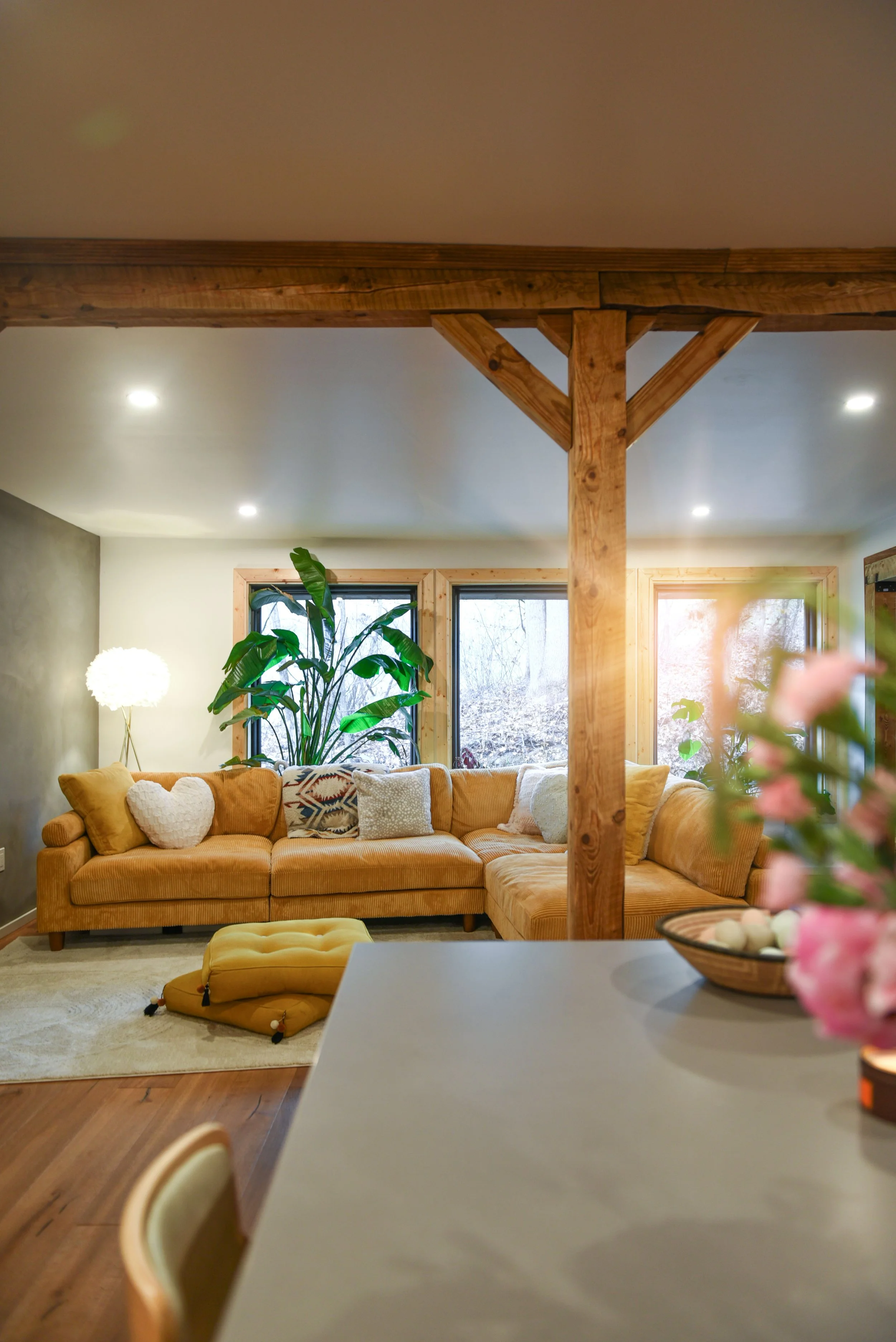 Mori Residence Designed by David Stumpf Architecture_Interior Living Room_1.jpg