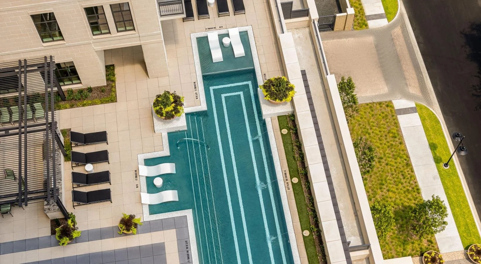 High Rise-Amenity Terrace Construction Assembly NOVEL Turtle Creek (2).jpg