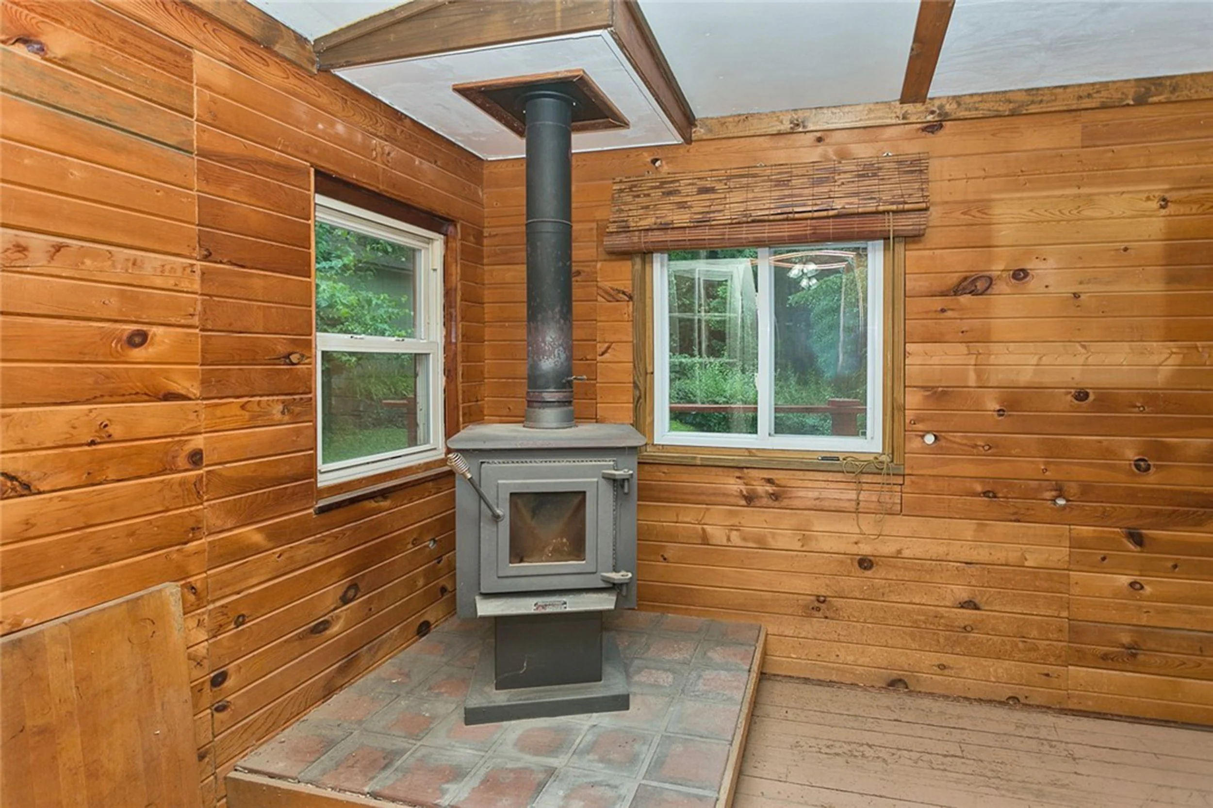 Mori Residence Designed by David Stumpf Architecture_Interior Sunroom Before Renovation.jpg