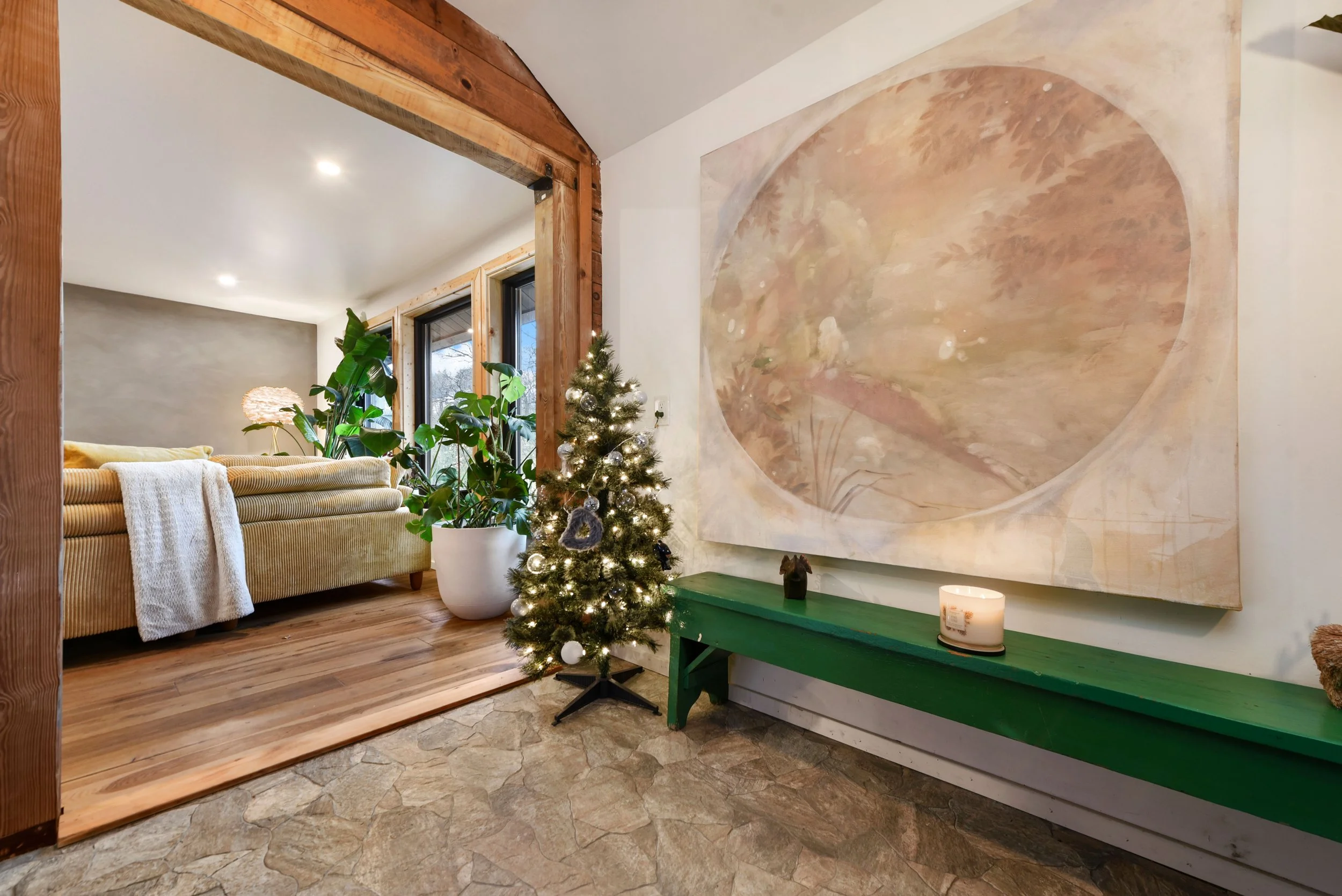 Mori Residence Designed by David Stumpf Architecture_Interior Entry.jpg