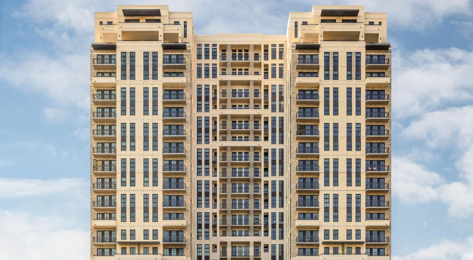 Cast Stone-Facade Detailing High-Rise Construction NOVEL Turtle Creek (4).jpg