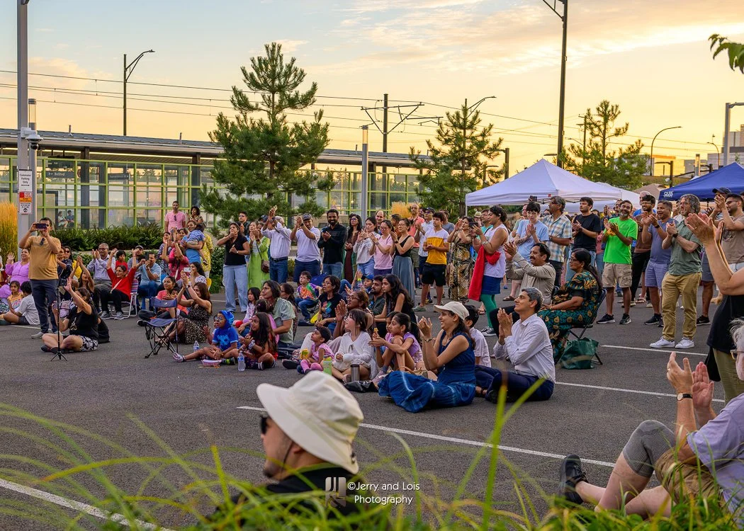 2142-25-BelRed-Arts-Night-Market-Jerry-and-Lois-Photography (5x7) (WEB).jpg