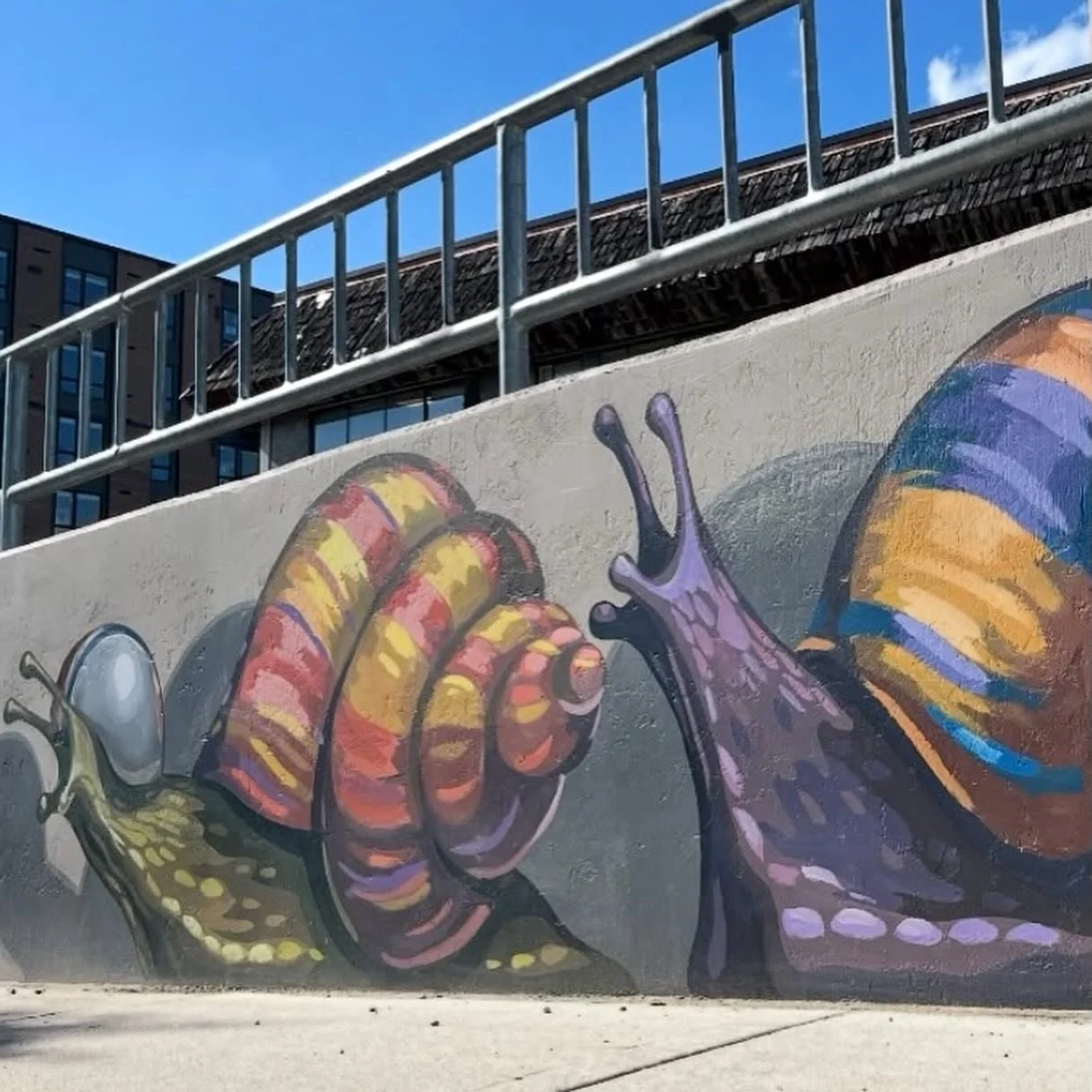 It seems fitting to close out the year by highlighting one of the many phenomenal local artworks on display right in the BelRed Arts District Neighborhood.

@willschlough&rsquo;s &ldquo;Commuter&rdquo; was created for @bellevueartsprogram&rsquo;s Bel