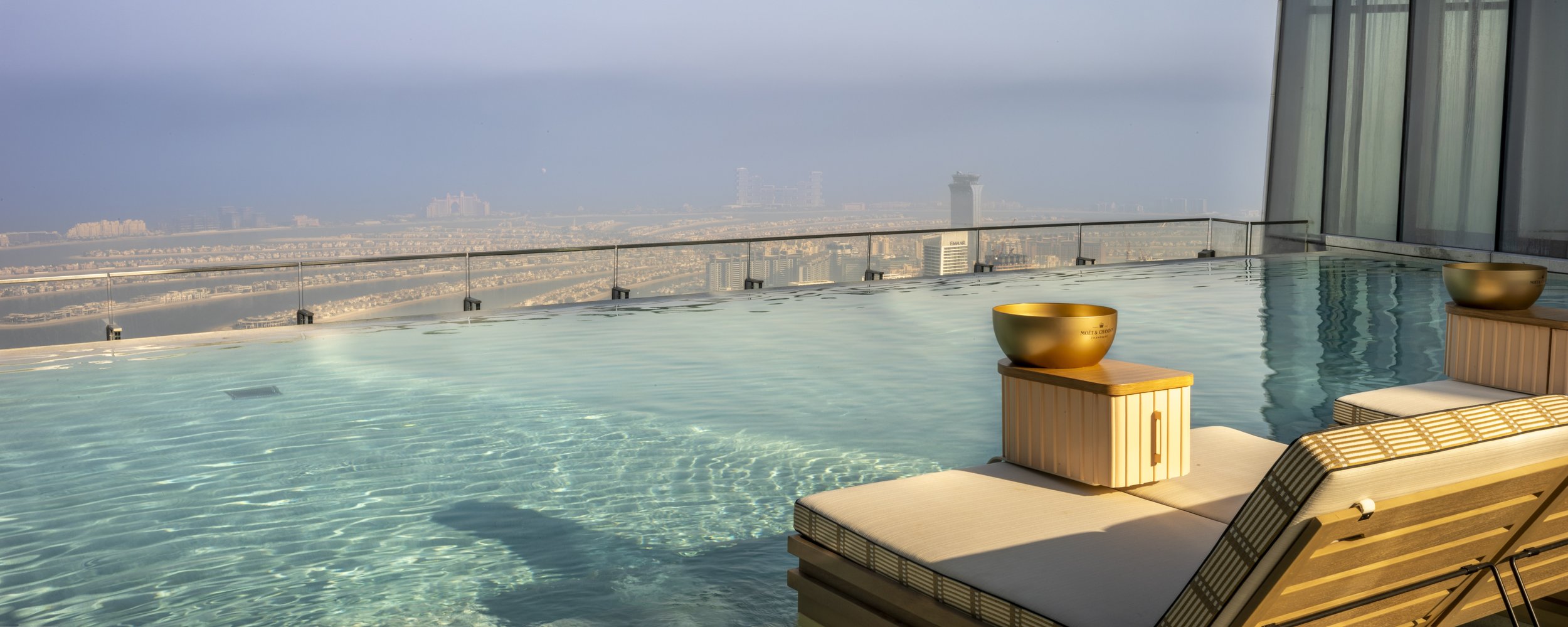 The worlds highest infinity pool, with veiws over the Dubai Palm. 