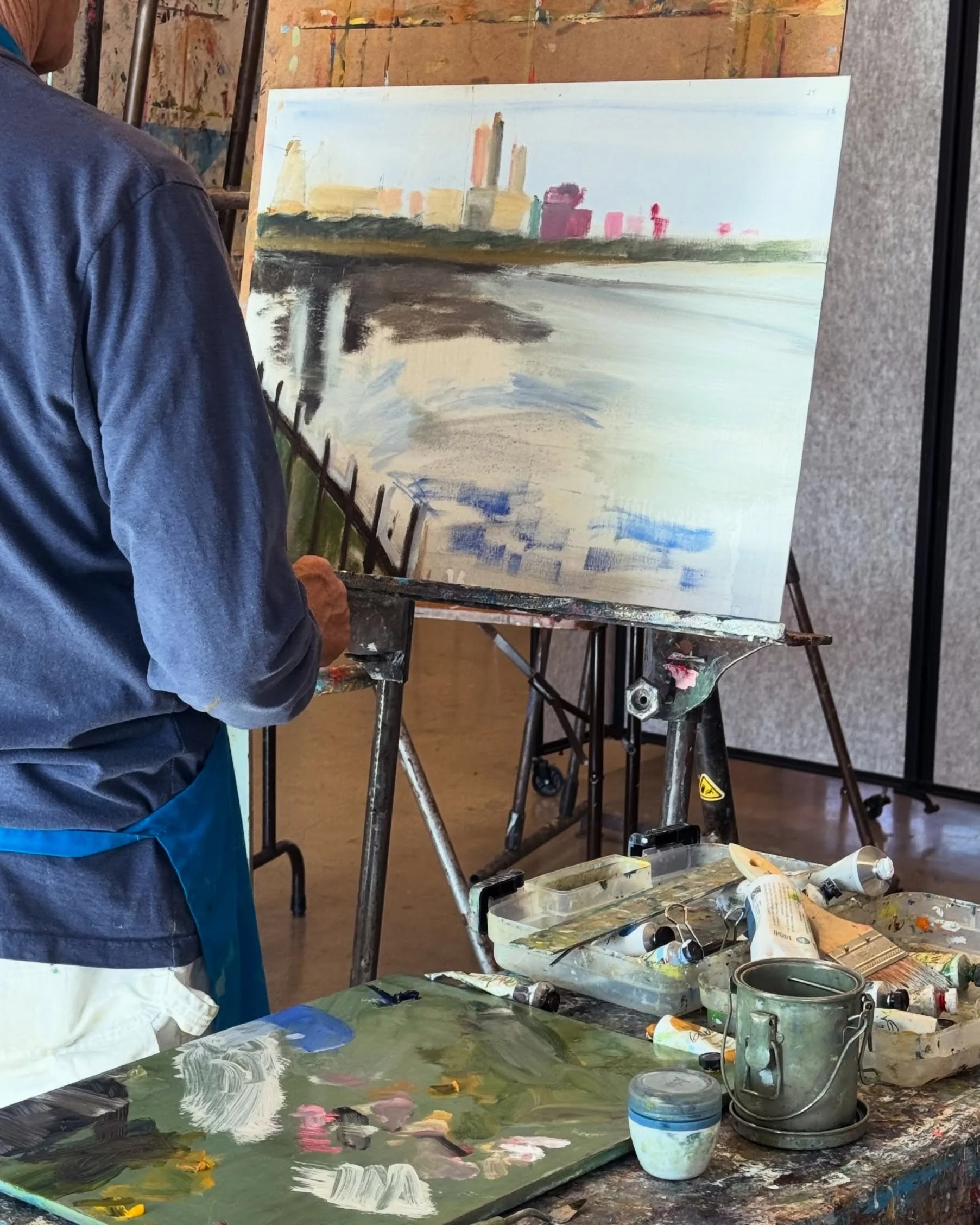 Broaden Your Horizons this Autumn!
🍁 New 6-Week Classes Begin November 2!
🍁 New Pottery Classes Begin the Week of October 20!
Want to Start Today? Enroll in Ongoing Classes for a Prorated fee!
🔴 Register Now at the link in bio!