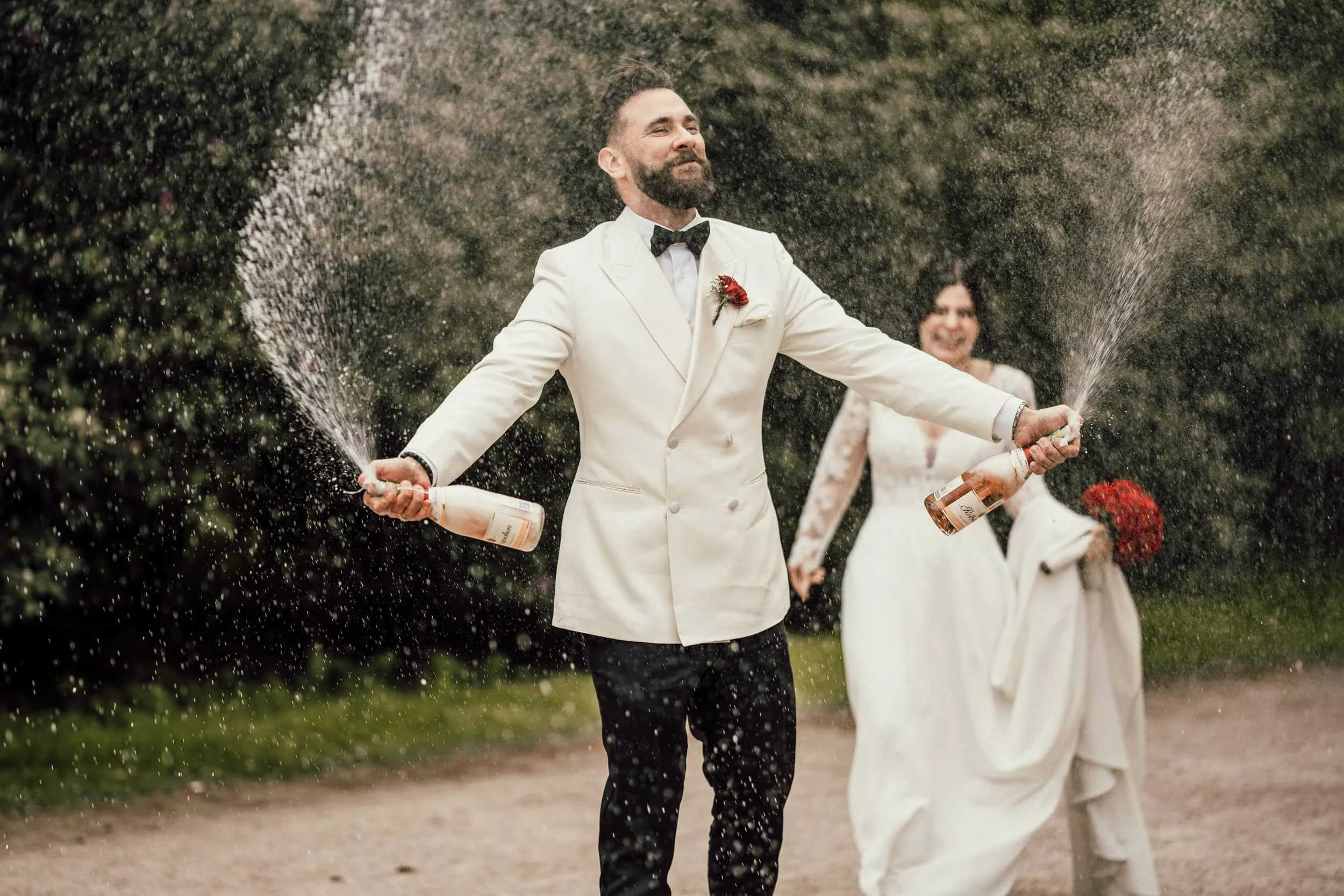 Hochzeitsreportage in Hamburg: Brautpaar, fotografiert von Hochzeitsfotograf Liebesbilder