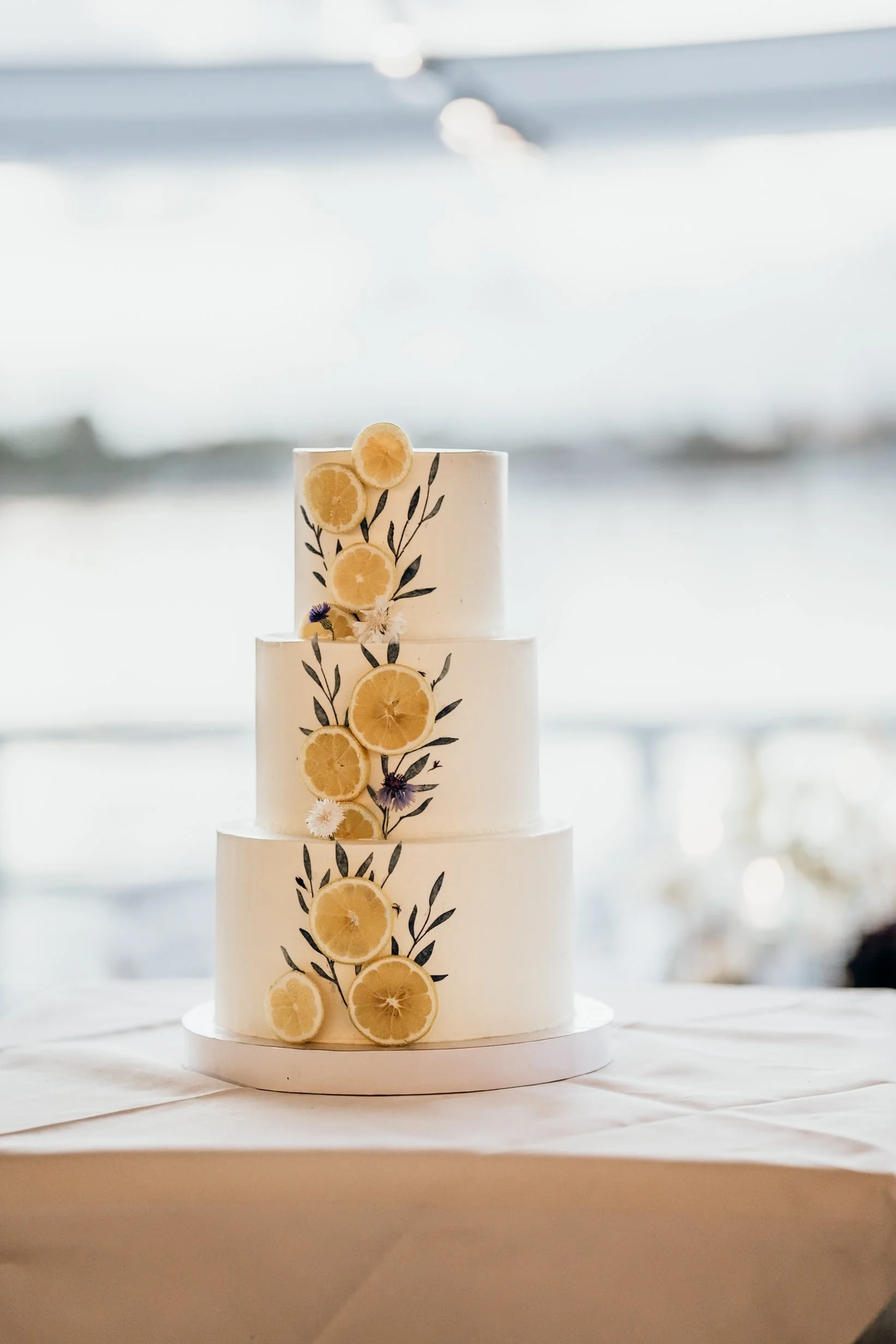 Hochzeit Leuchtturm Holtenau und Seebar Kiel: Irina & Florian, Hochzeitsreportage Bild 24 von Hochzeitsfotograf Serkan Can