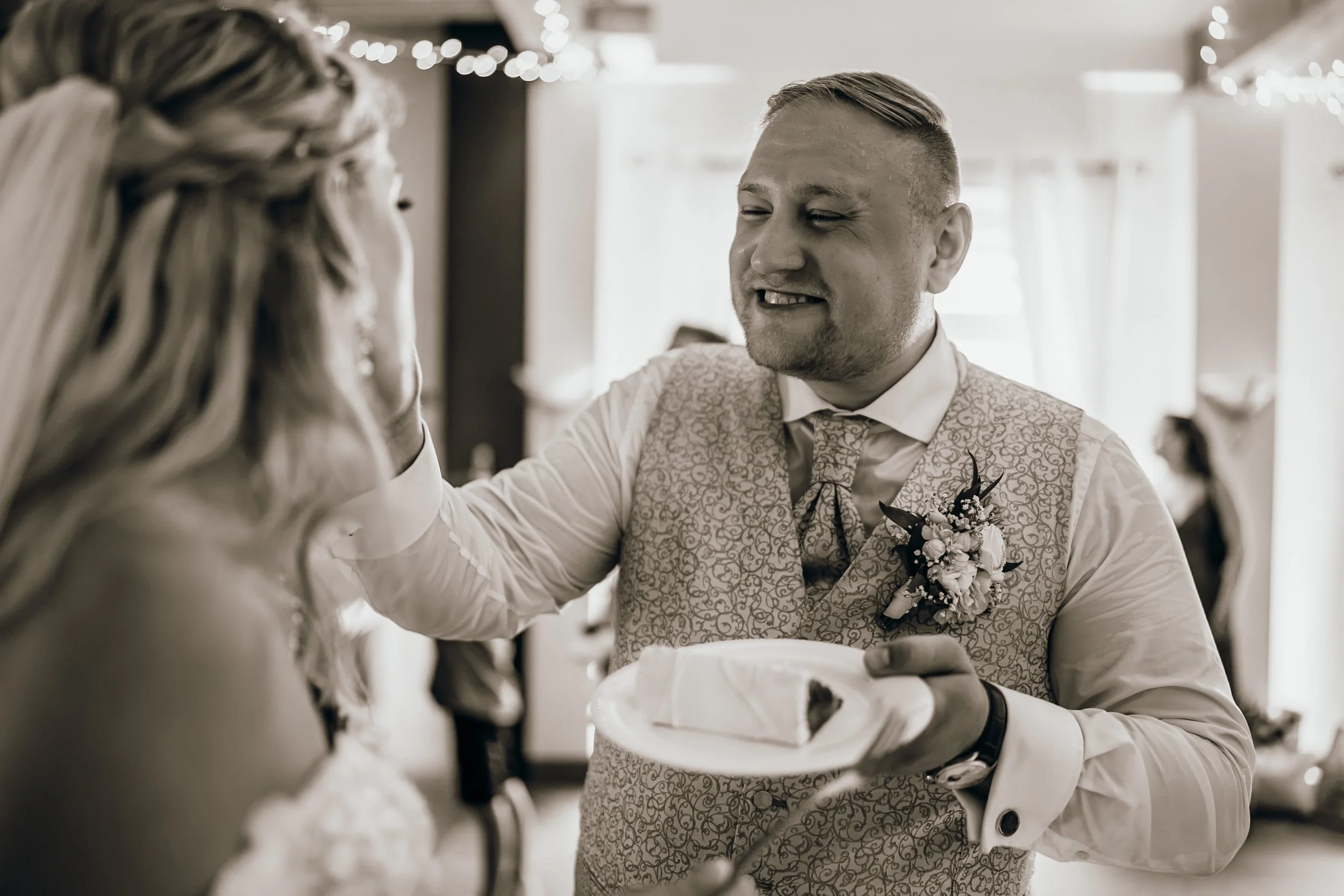 Hochzeit Restaurant Gut Wulfsmühle Tangstedt: Nora & Arthur, Hochzeitsreportage Bild 22 von Hochzeitsfotograf Serkan Can
