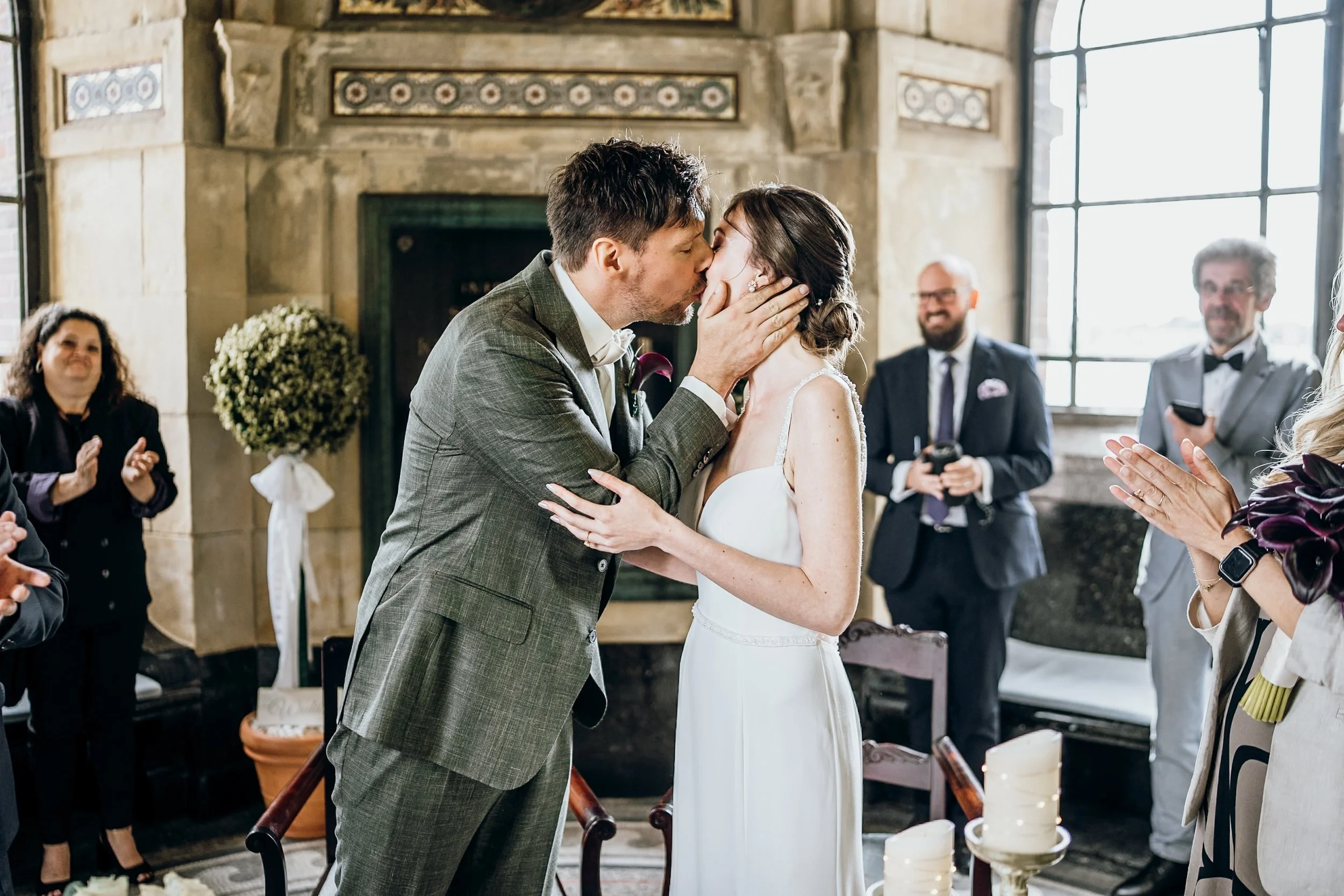 Hochzeit Leuchtturm Holtenau und Seebar Kiel: Irina & Florian, Hochzeitsreportage Bild 2 von Hochzeitsfotograf Serkan Can