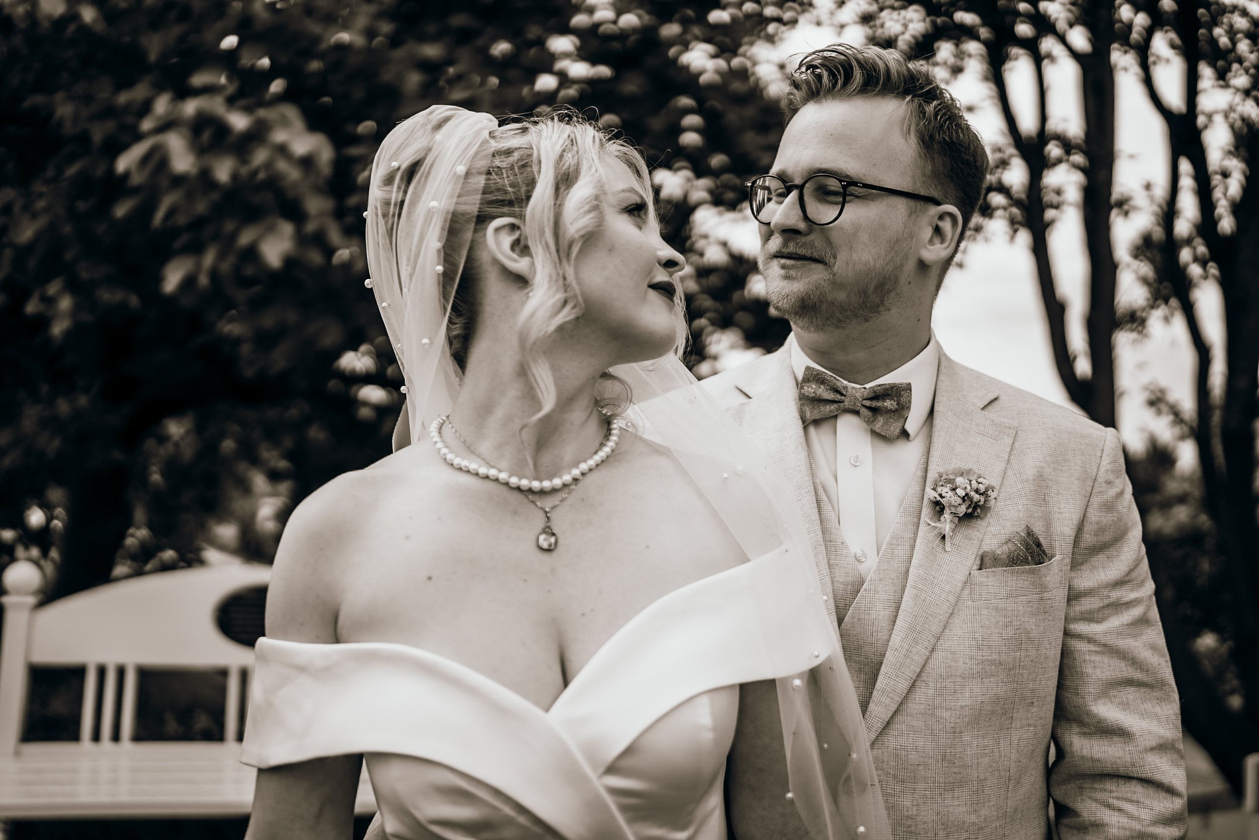 Hochzeit Standesamt Jork: Tabea & Jens, Hochzeitsreportage Bild 6 von Hochzeitsfotograf Serkan Can