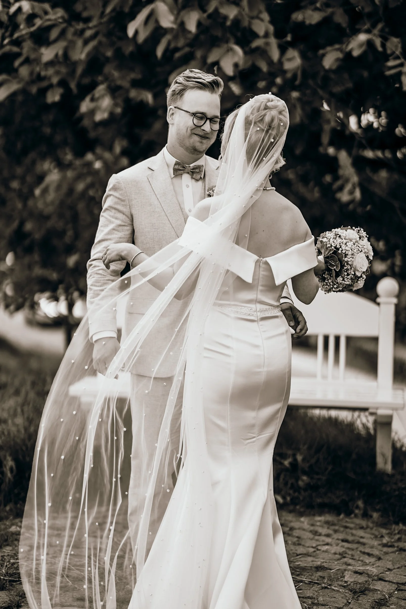 Hochzeit Standesamt Jork: Tabea & Jens, Hochzeitsreportage Bild 4 von Hochzeitsfotograf Serkan Can