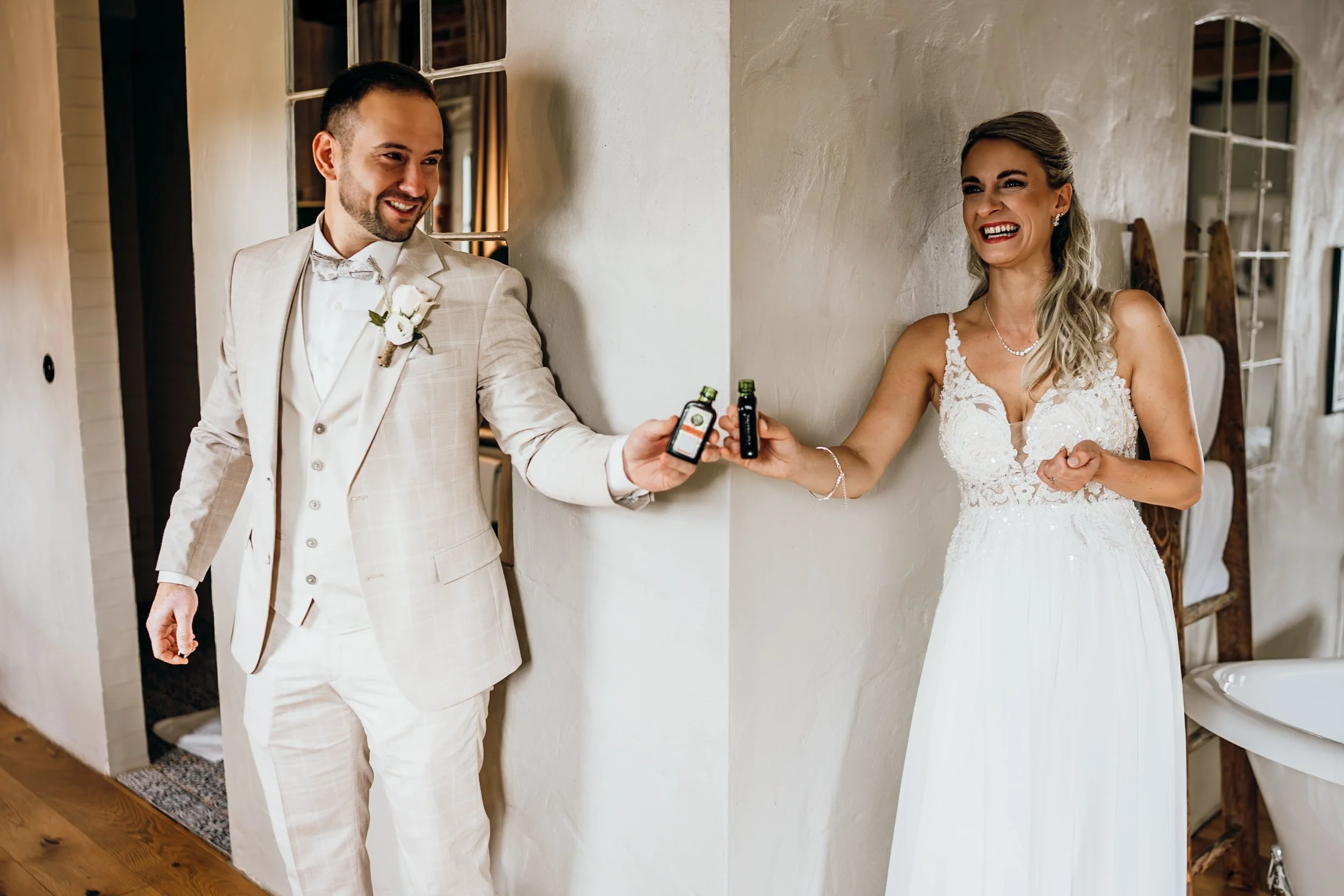 Hochzeit Hotel Bokel-Mühle am See Bokel: Samantha & Claudiu, Hochzeitsreportage Bild 10 von Hochzeitsfotograf Serkan Can
