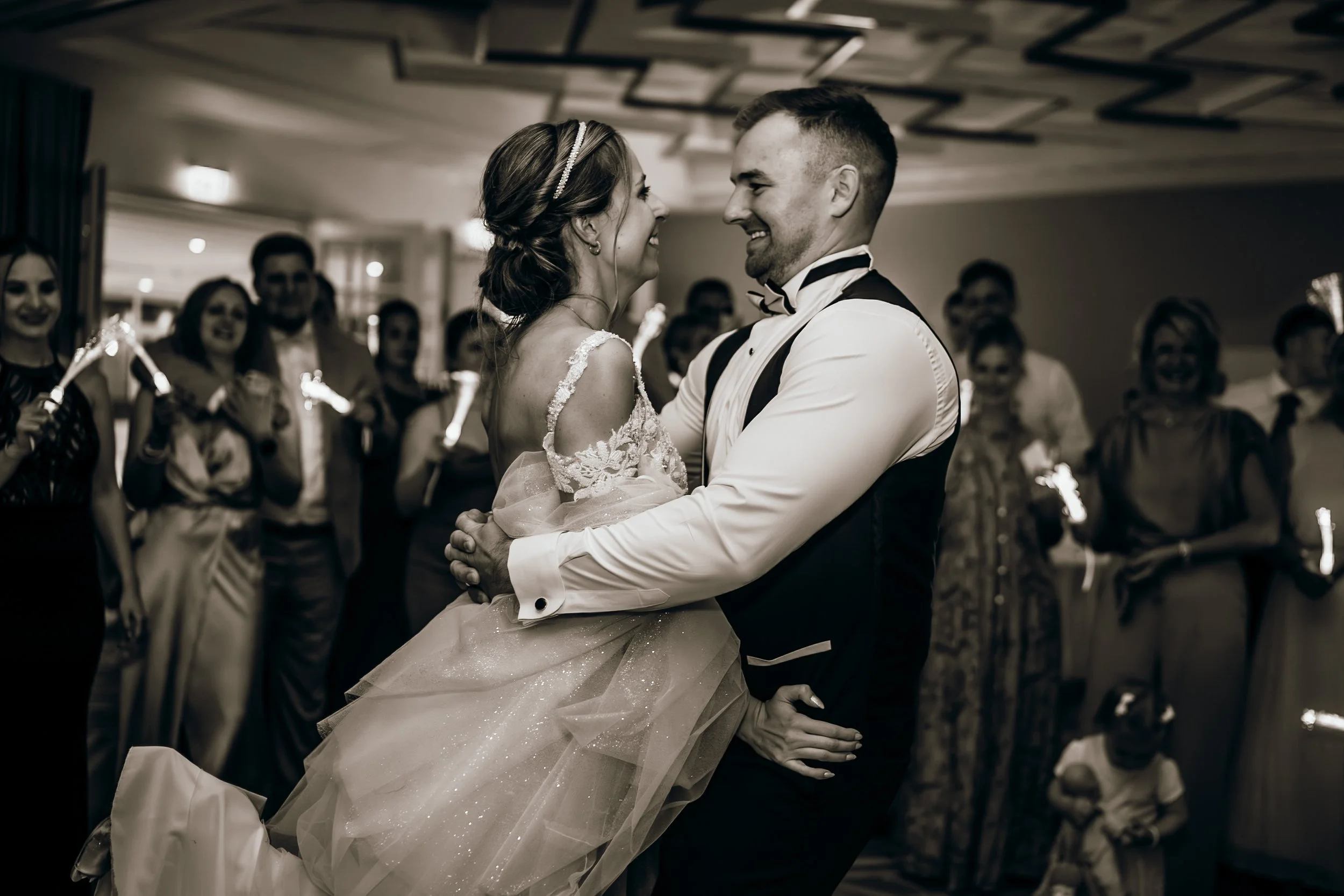 Hochzeit Steigenberger Hotel Treudelberg Hamburg: Milena & Philipp, Hochzeitsreportage Bild 24 von Hochzeitsfotograf Serkan Can
