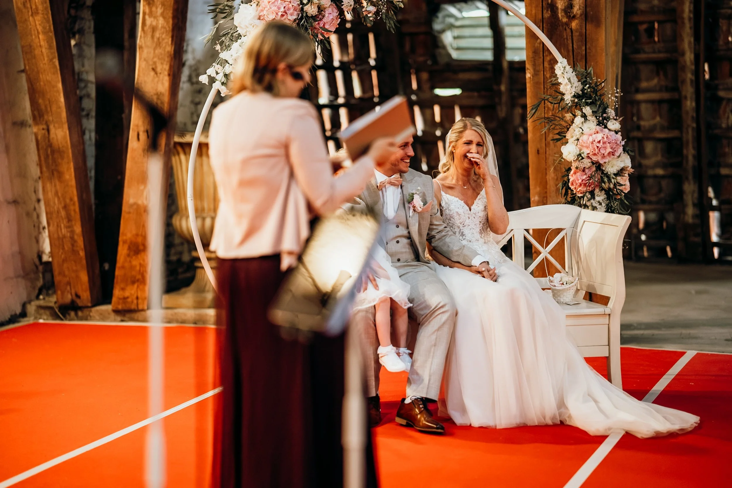 Hochzeit Gut Schönau Reinbek-Ohe: Christina & Dennis, Hochzeitsreportage Bild 10 von Hochzeitsfotograf Serkan Can